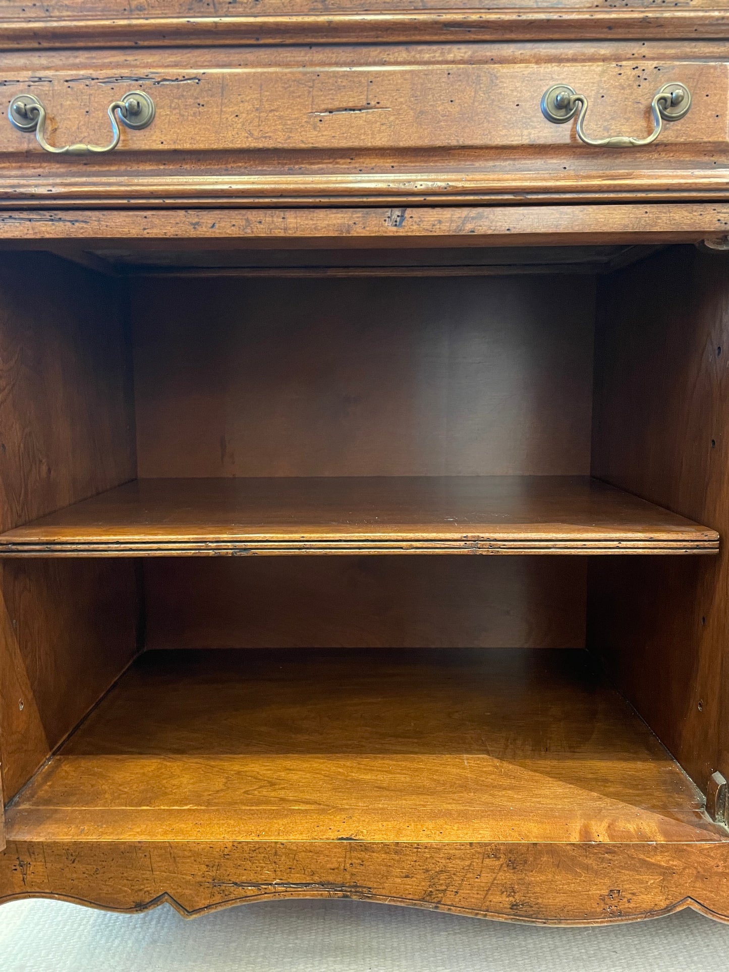 Guy Chaddock Sideboard AS IS (0BZ00K)