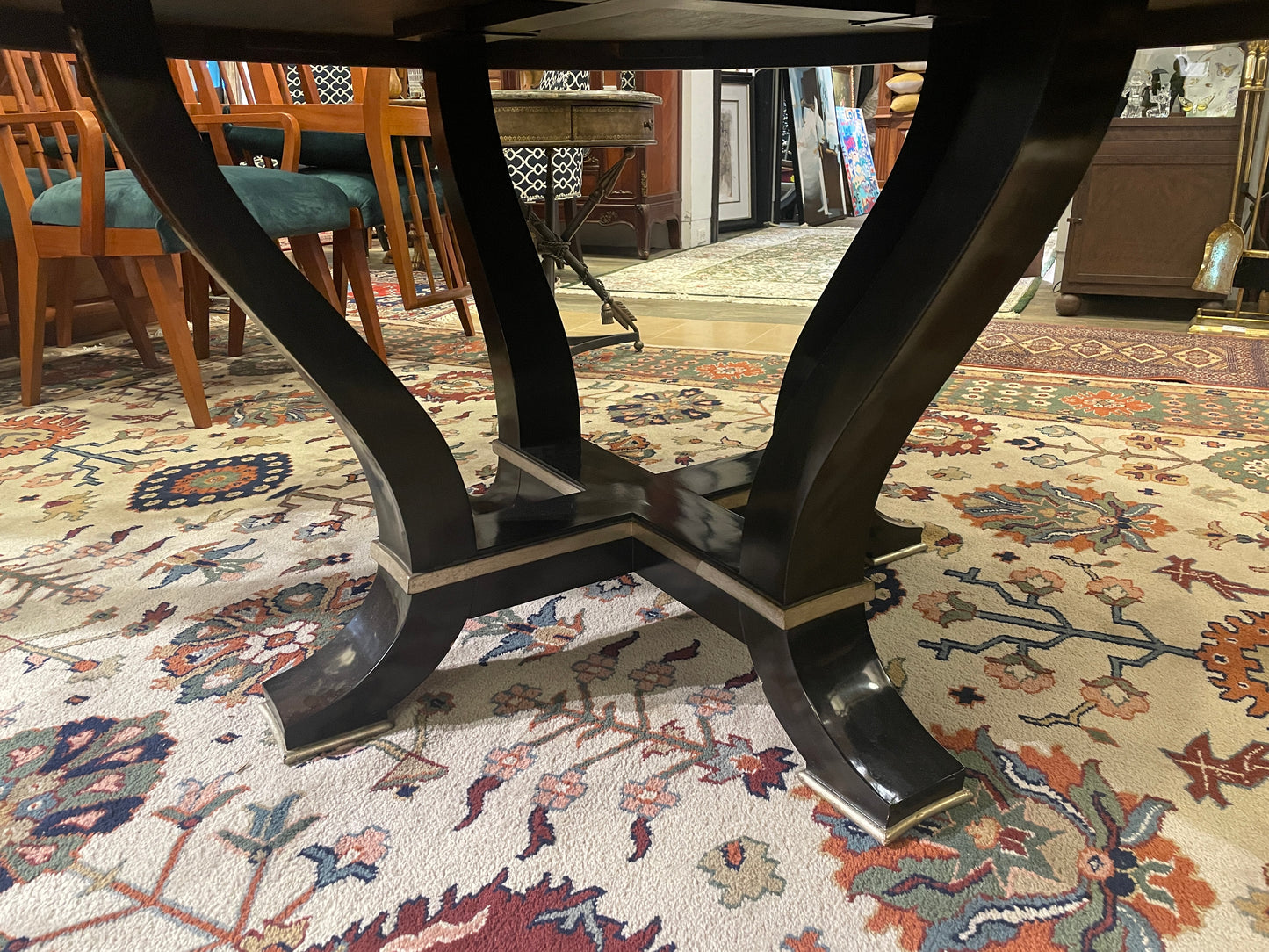 Bernhardt 72" Pedestal Round Dining Table (0N400N)