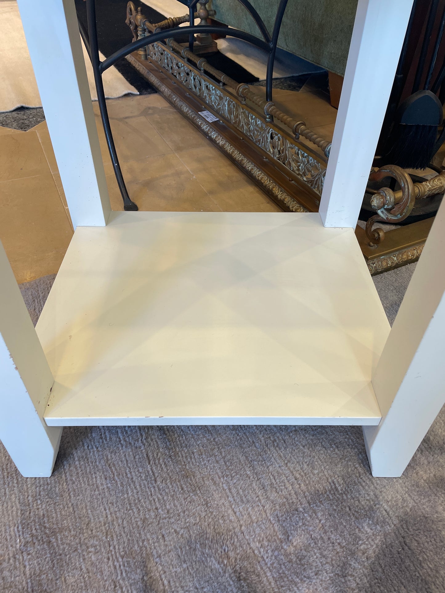 Pottery Barn Hampton Nightstand (0BZ003)