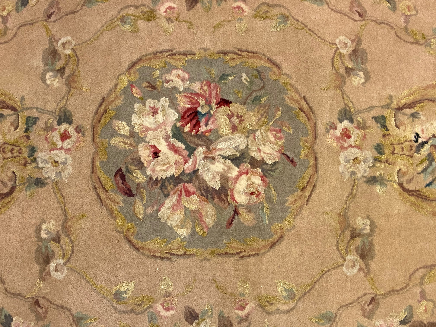 Small Floral Hand Knit French Area Rug (26861)