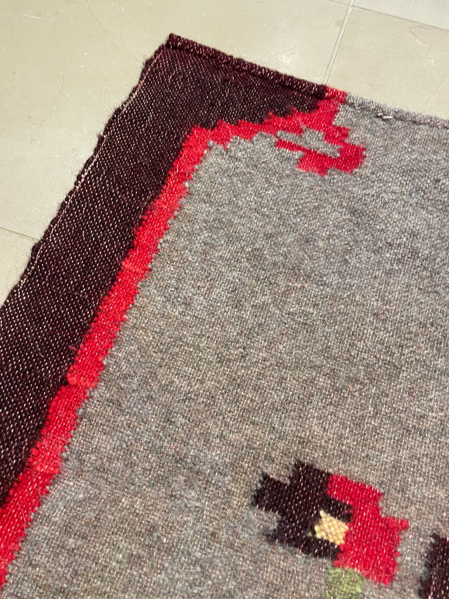Wool Runner/Wall Hanging (approx. 5.5') (0JL008)