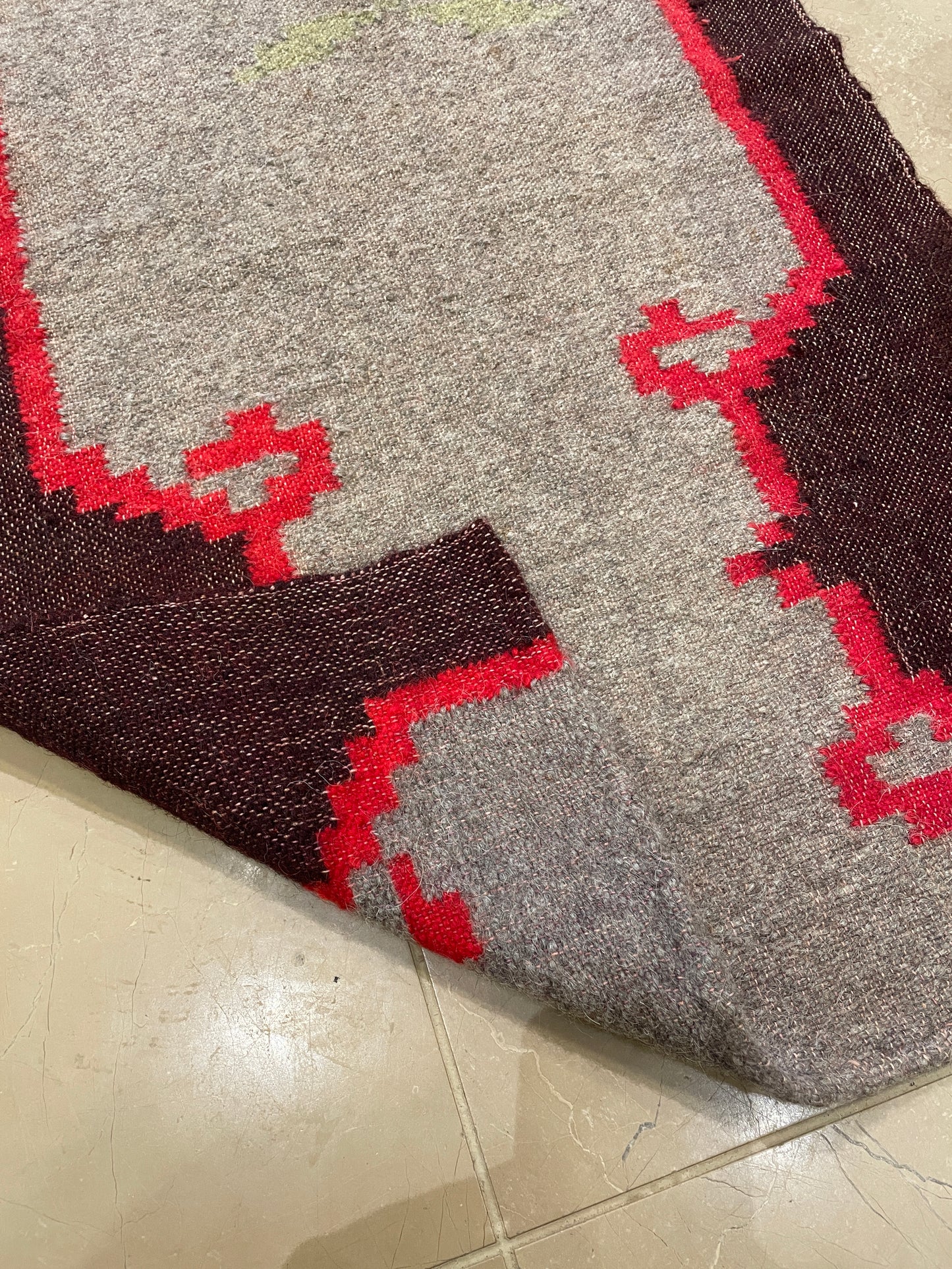 Wool Runner/Wall Hanging (approx. 5.5') (0JL008)