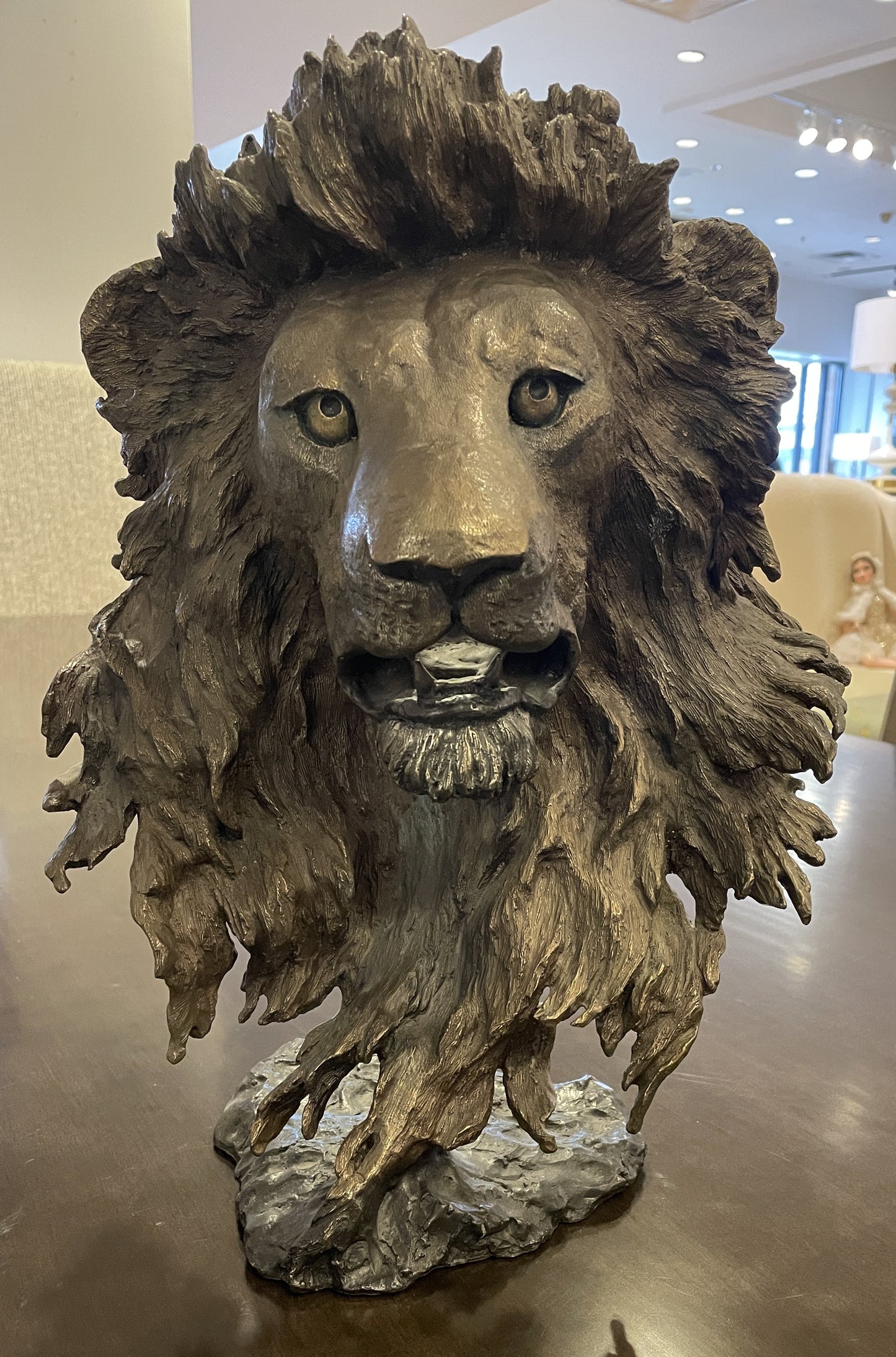 Mark Hopkins "Dominance" Lion Bronze, 686/750 (0JL009)