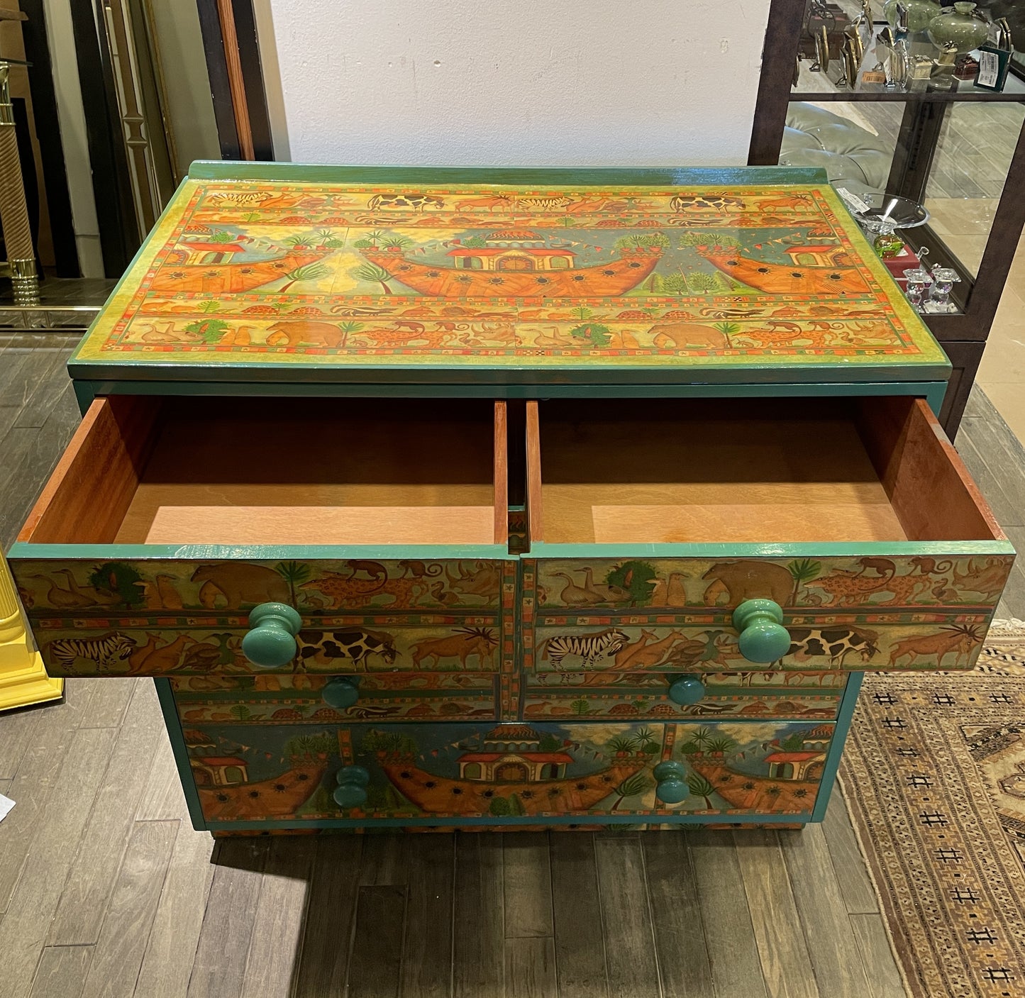 Vintage Noah's Ark Decoupage Dresser (0BZ005)