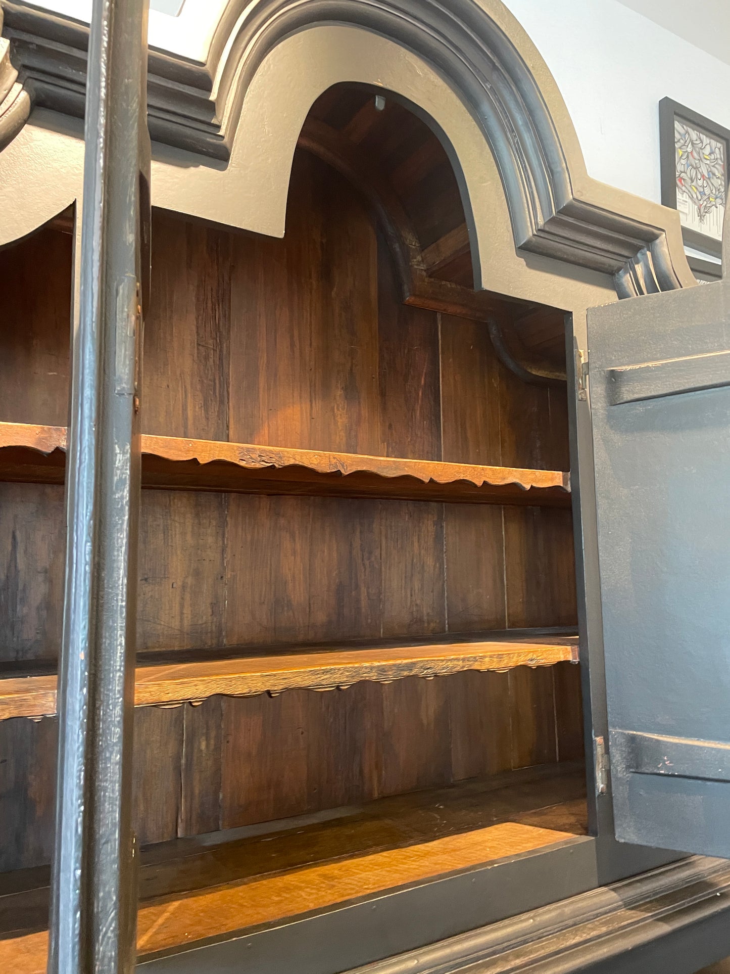 Walter E Smith Bookcase with Doors (0FD001)