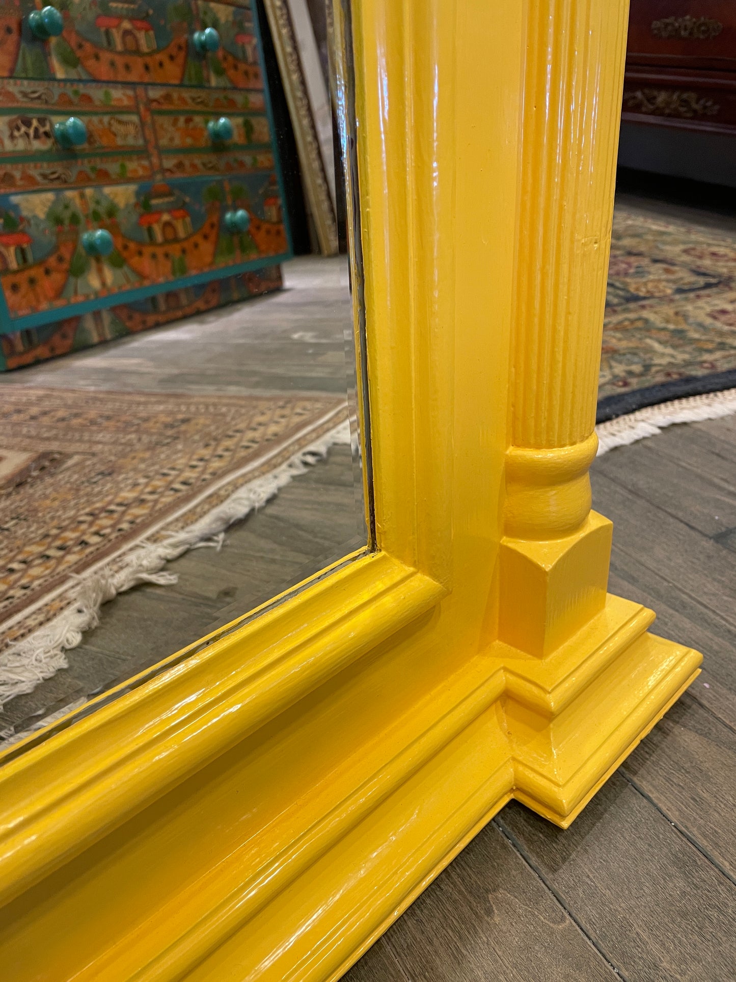 Georgian Style Mirror with Yellow Finish (0BZ007)