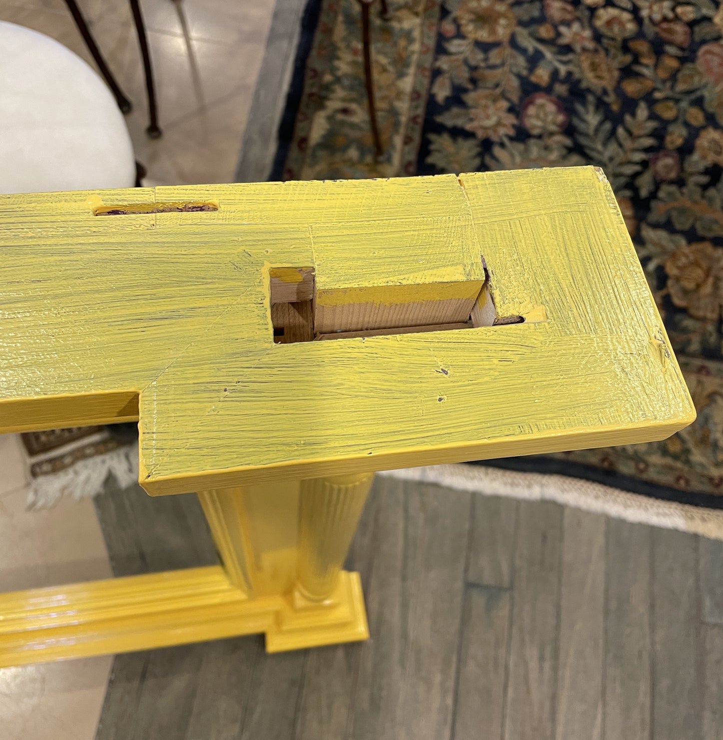 Georgian Style Mirror with Yellow Finish (0BZ007)