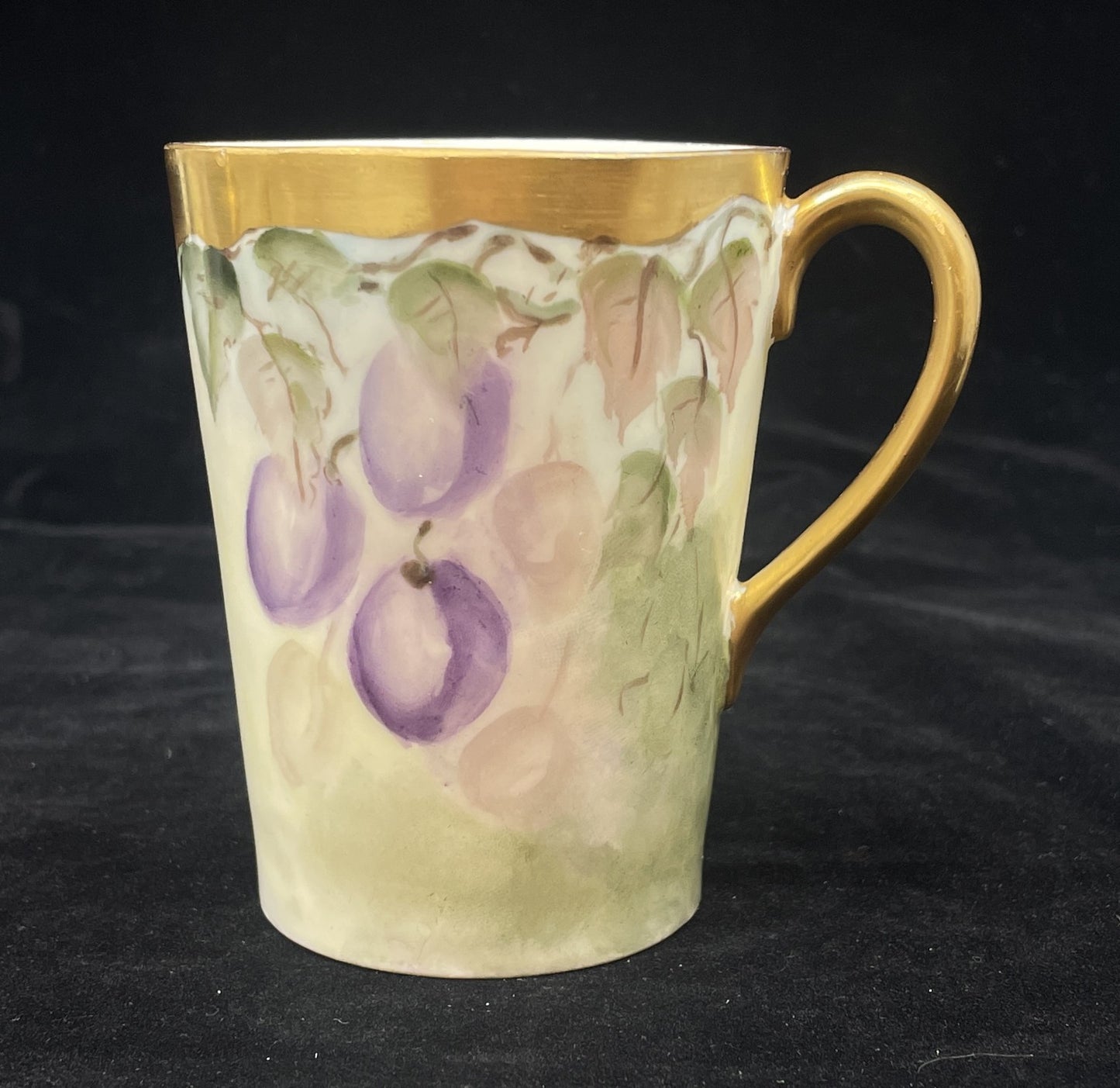 Tressemann & Vogt Limoges Antique Hand Painted Mugs, set of 6 (0IR017)