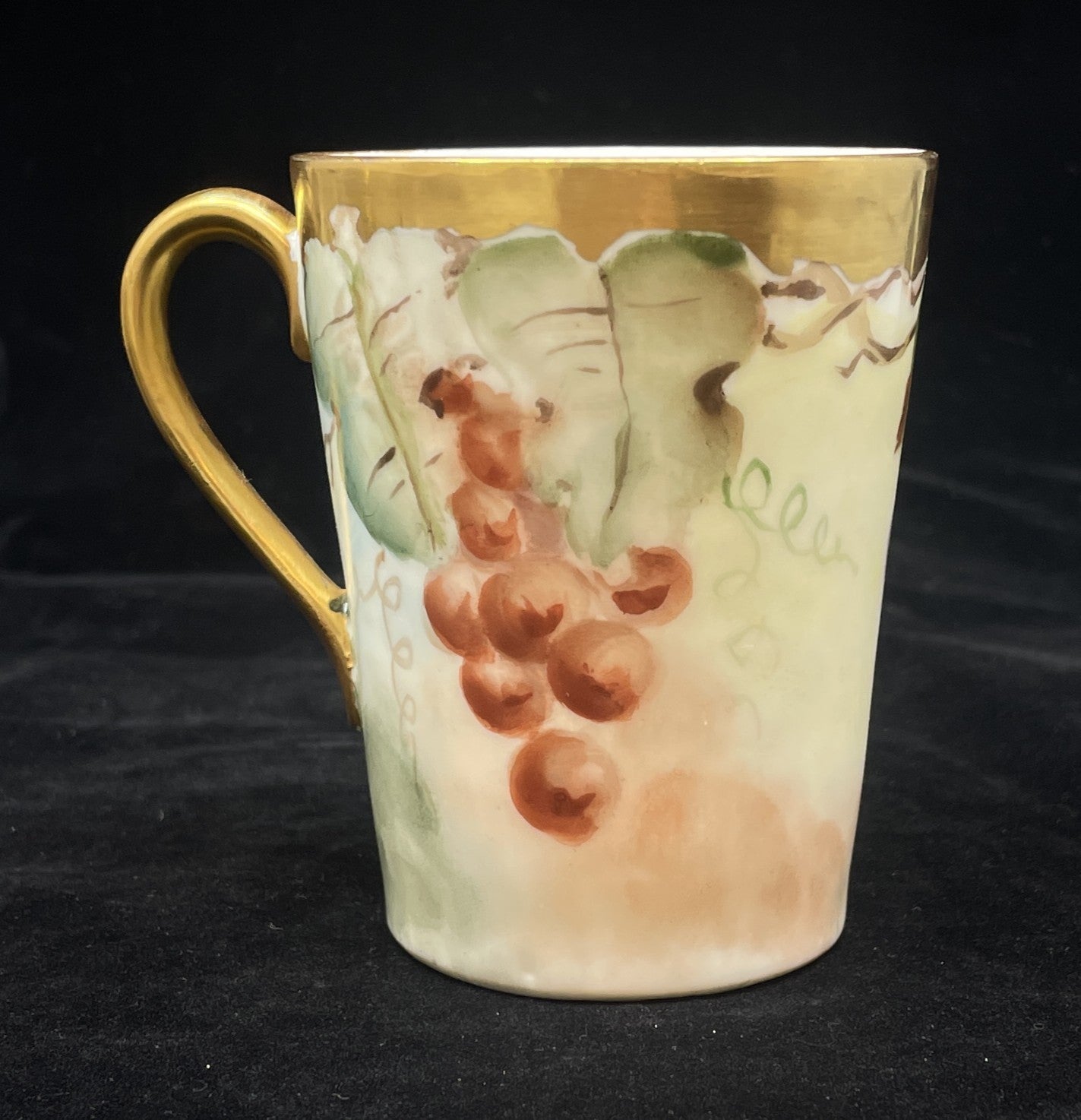 Tressemann & Vogt Limoges Antique Hand Painted Mugs, set of 6 (0IR017)