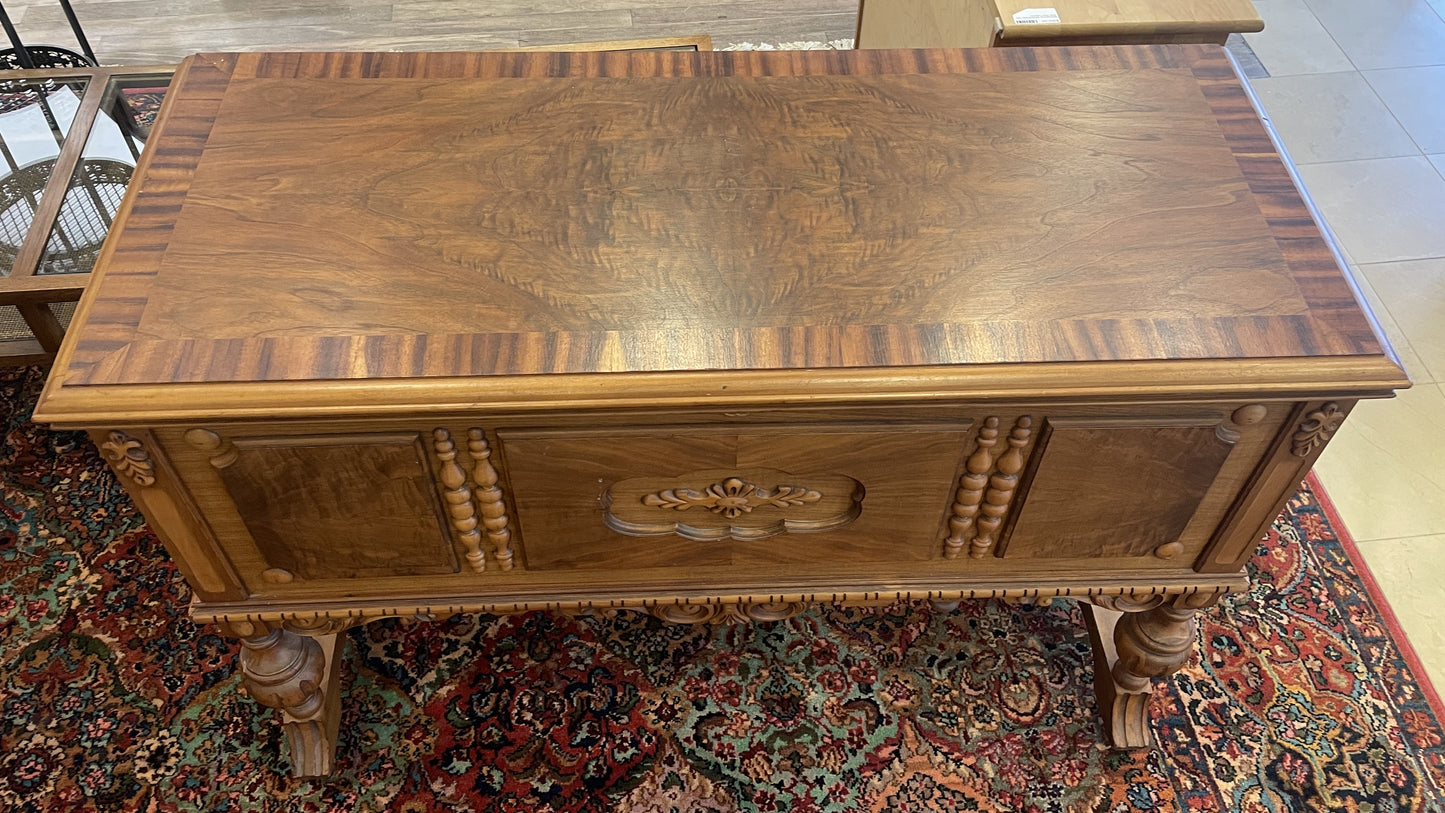 Revival Hope Chest on Stand (0NJ009)