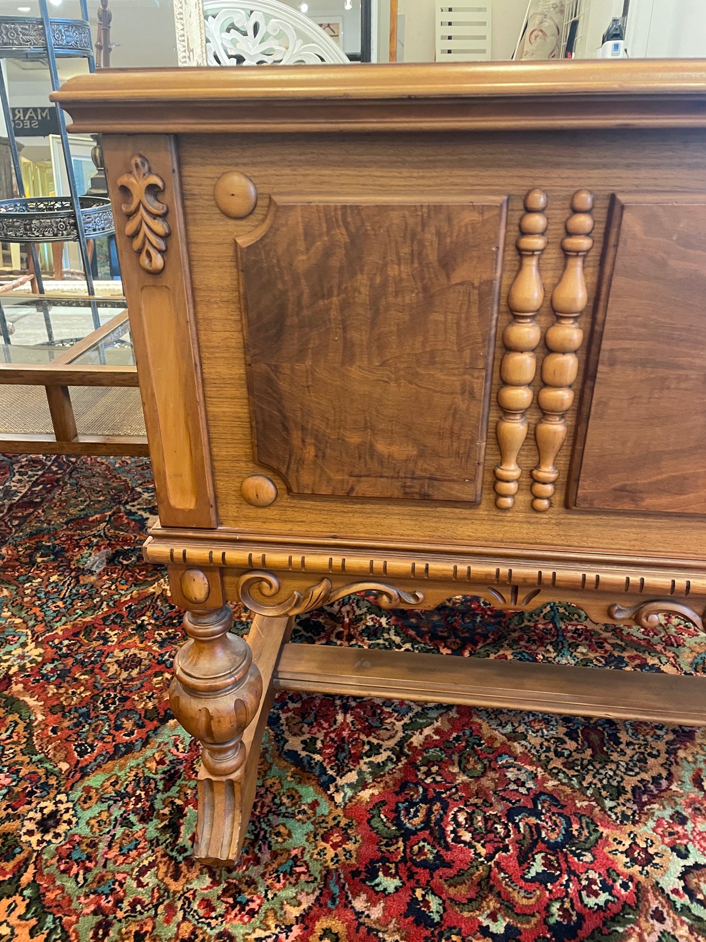 Revival Hope Chest on Stand (0NJ009)