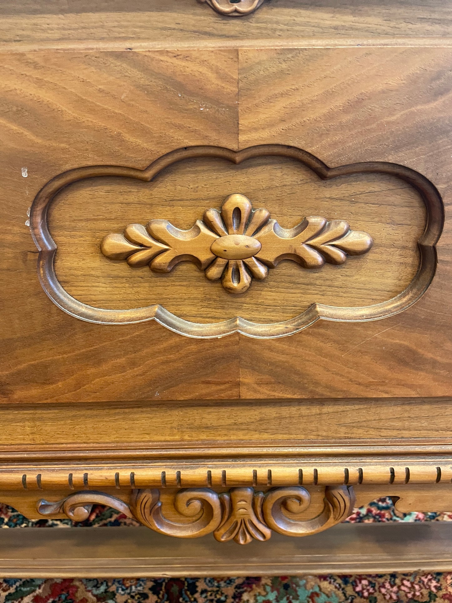 Revival Hope Chest on Stand (0NJ009)
