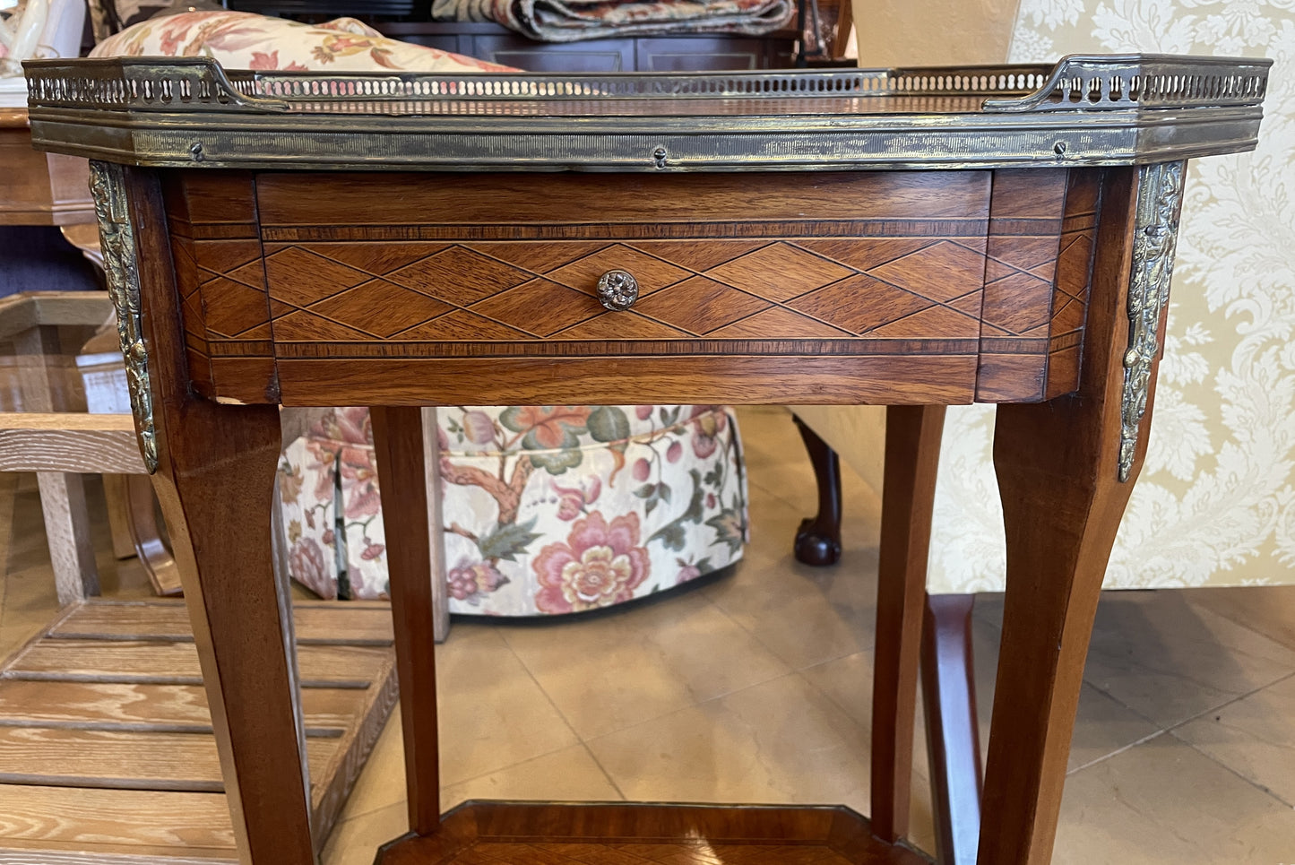 Marquetry End Table with Brass Gallery (0JZ004)