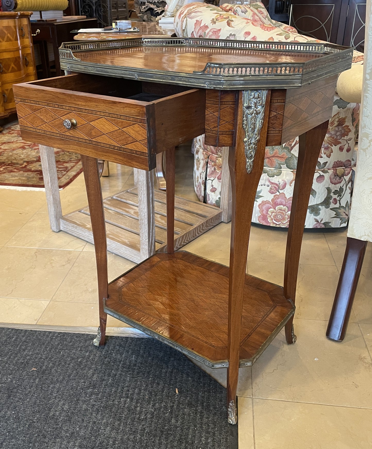 Marquetry End Table with Brass Gallery (0JZ004)