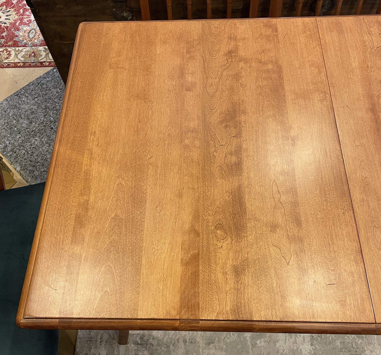 Nichols and Stone Kensington Maple Dining Table (0NM002)
