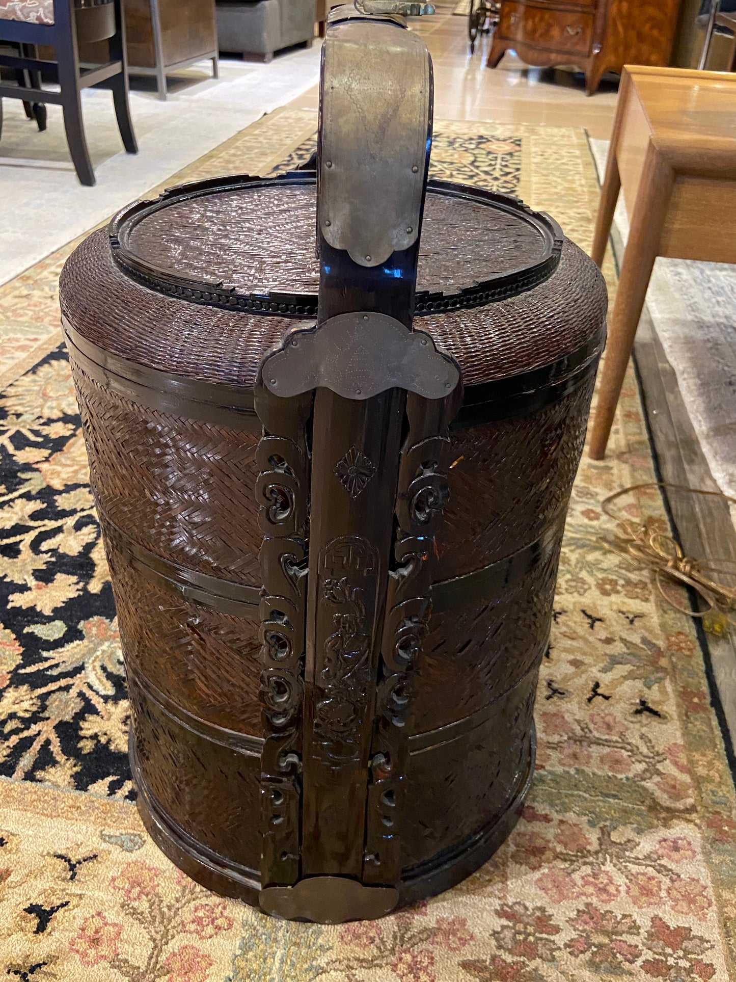 Antique Chinese Wedding Basket (TB8WTK)