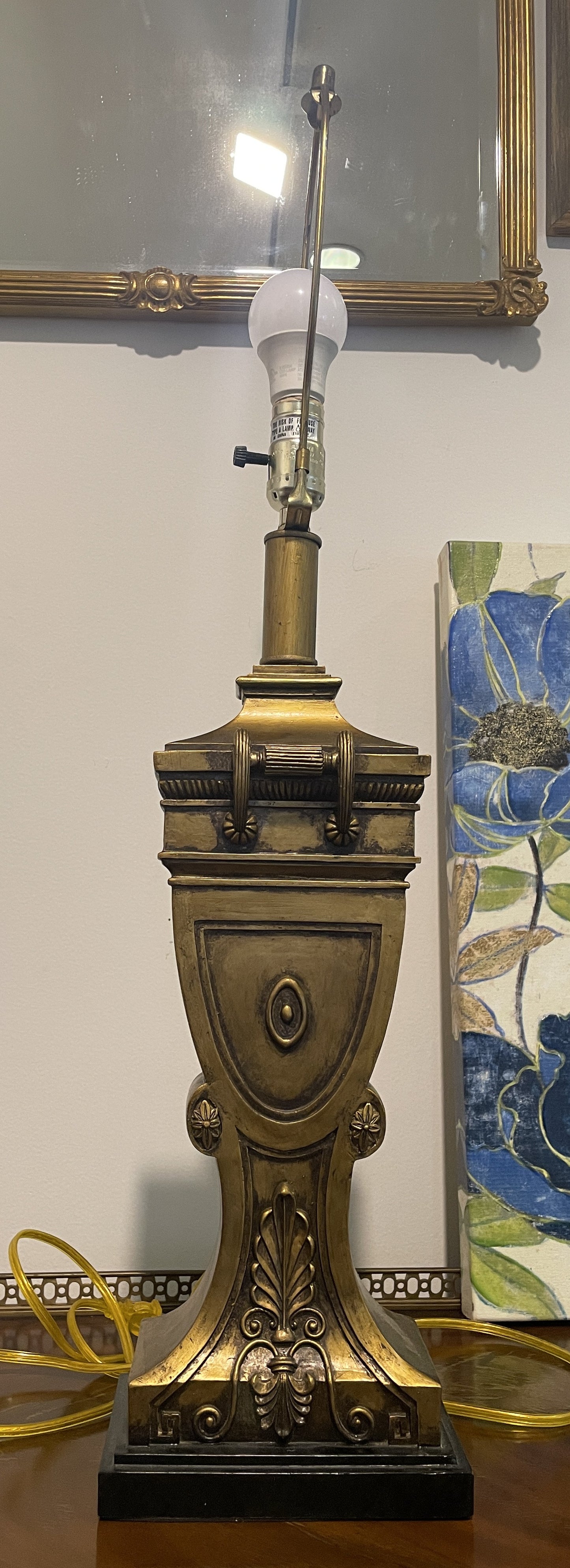 Pair Vintage Hollywood Regency Lamps, AS IS (0JZ008)