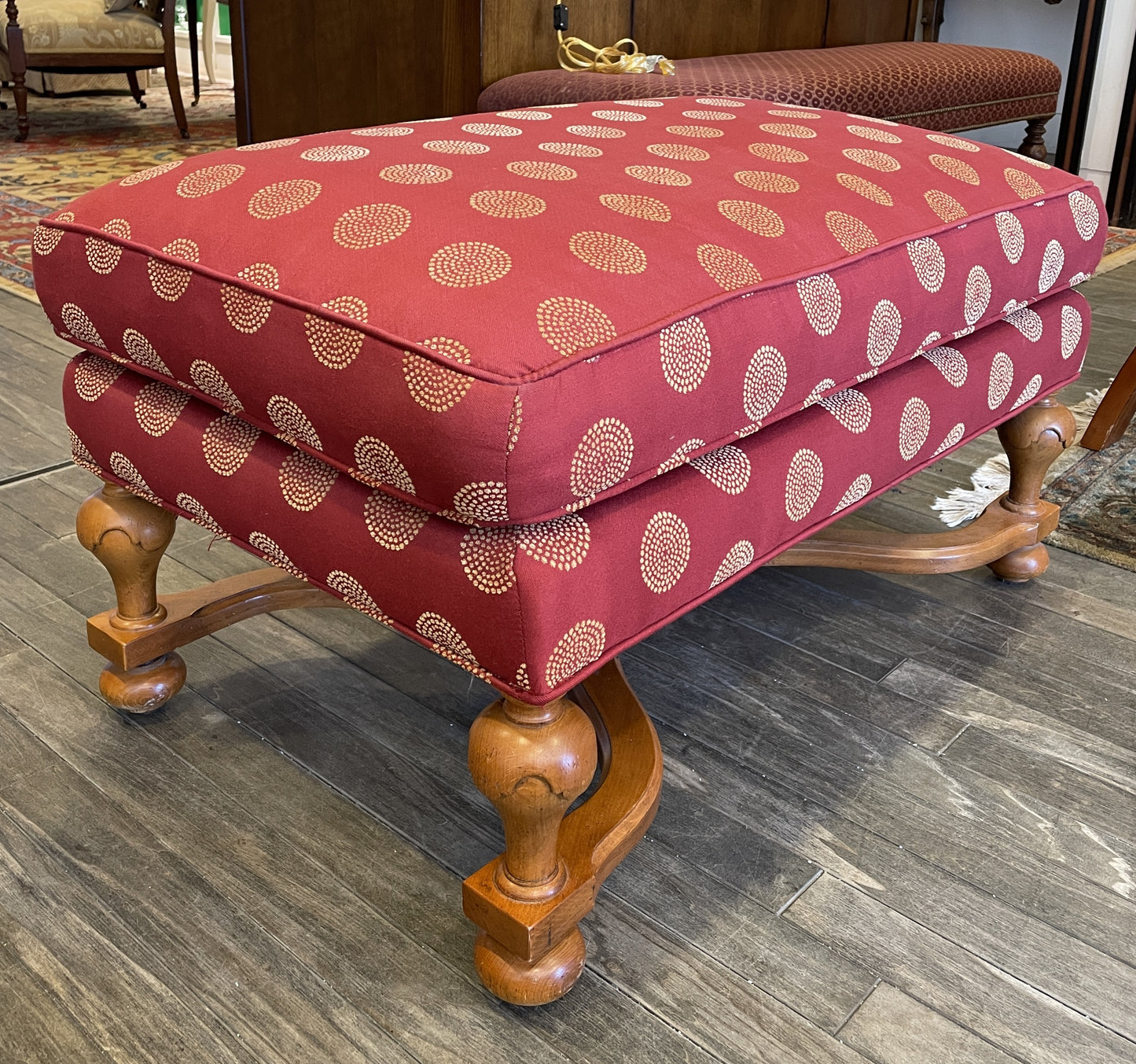 Red and Gold Upholstered Ottoman with Wooden Stretcher (0BZ016)