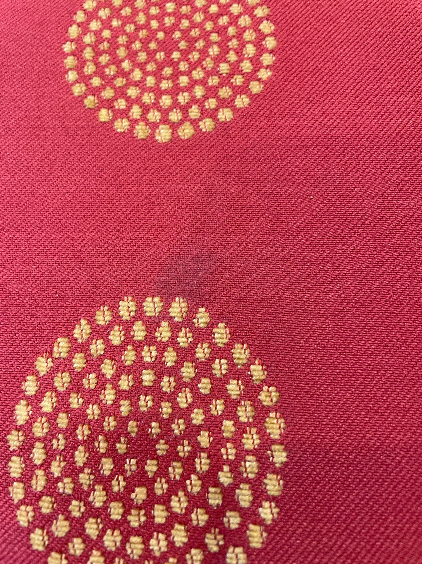 Red and Gold Upholstered Ottoman with Wooden Stretcher (0BZ016)