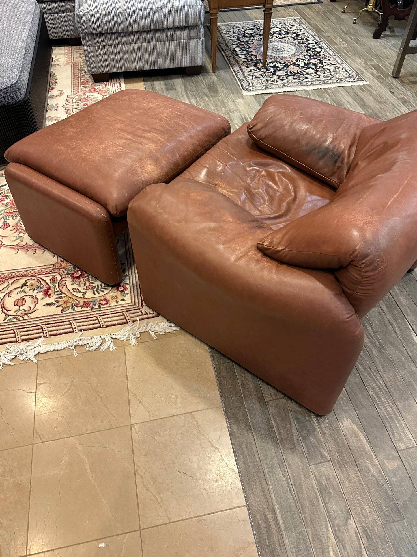 Cassina Maralunga Lounge Chair Leather (355)