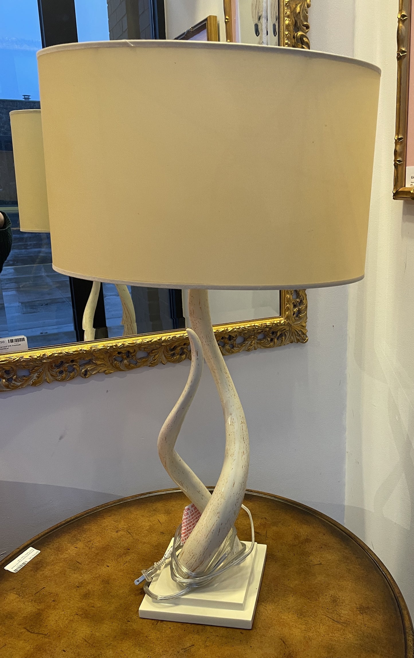 Faux Tusk Lamp (02J006)