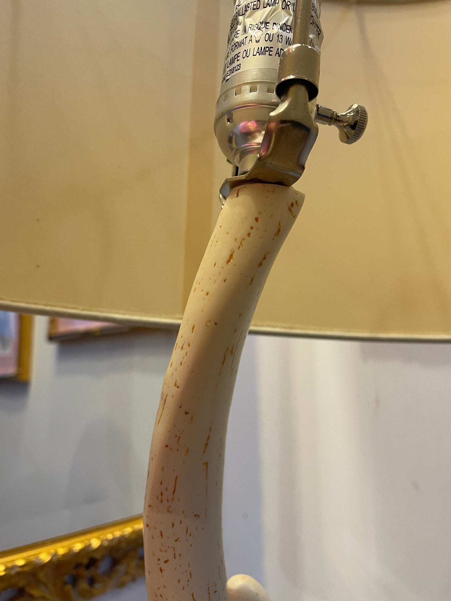Faux Tusk Lamp (02J006)