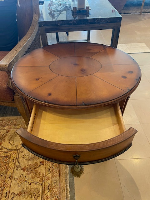 Hekman Oval End Table with Drawer, AS IS (0FY004)