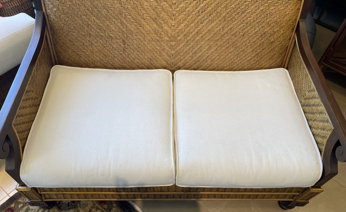 Padma's Plantation Trinidad Loveseat, AS IS (0NT00O)