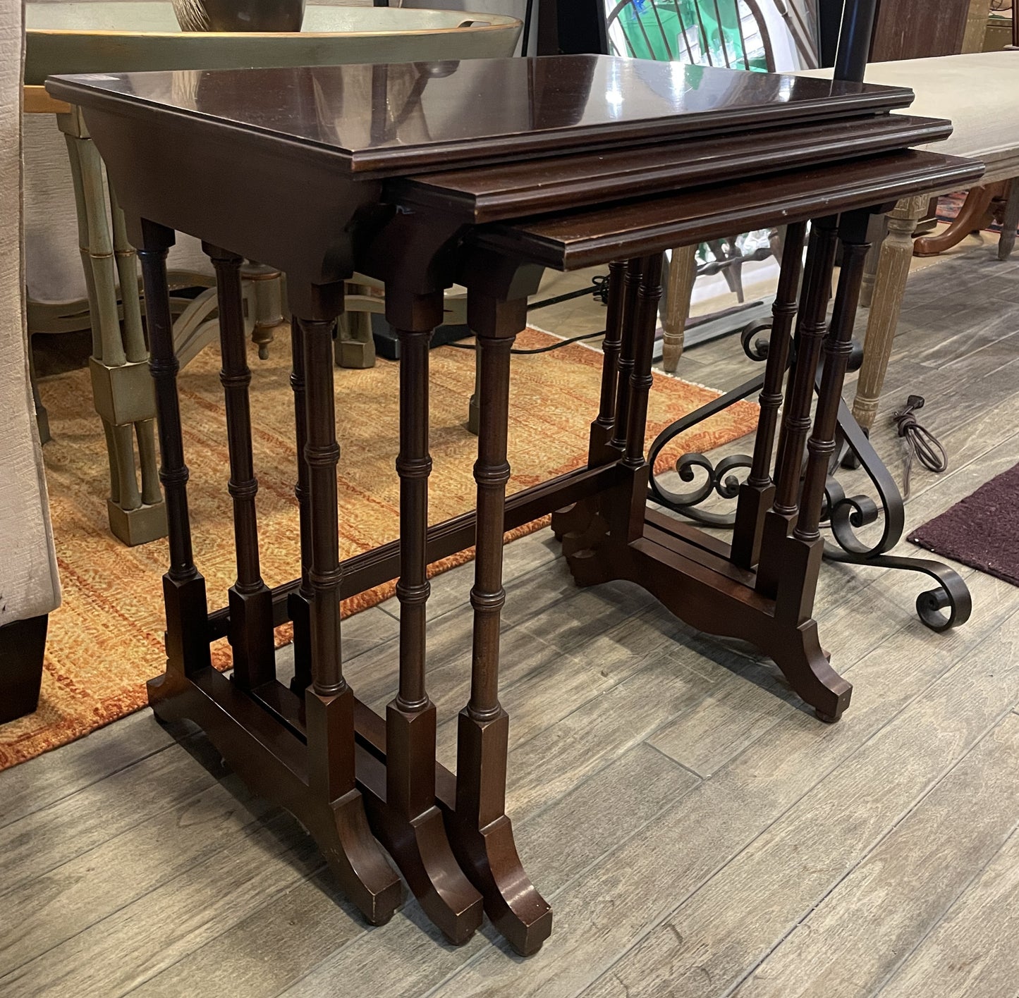 Nesting tables, AS IS (0NU004)