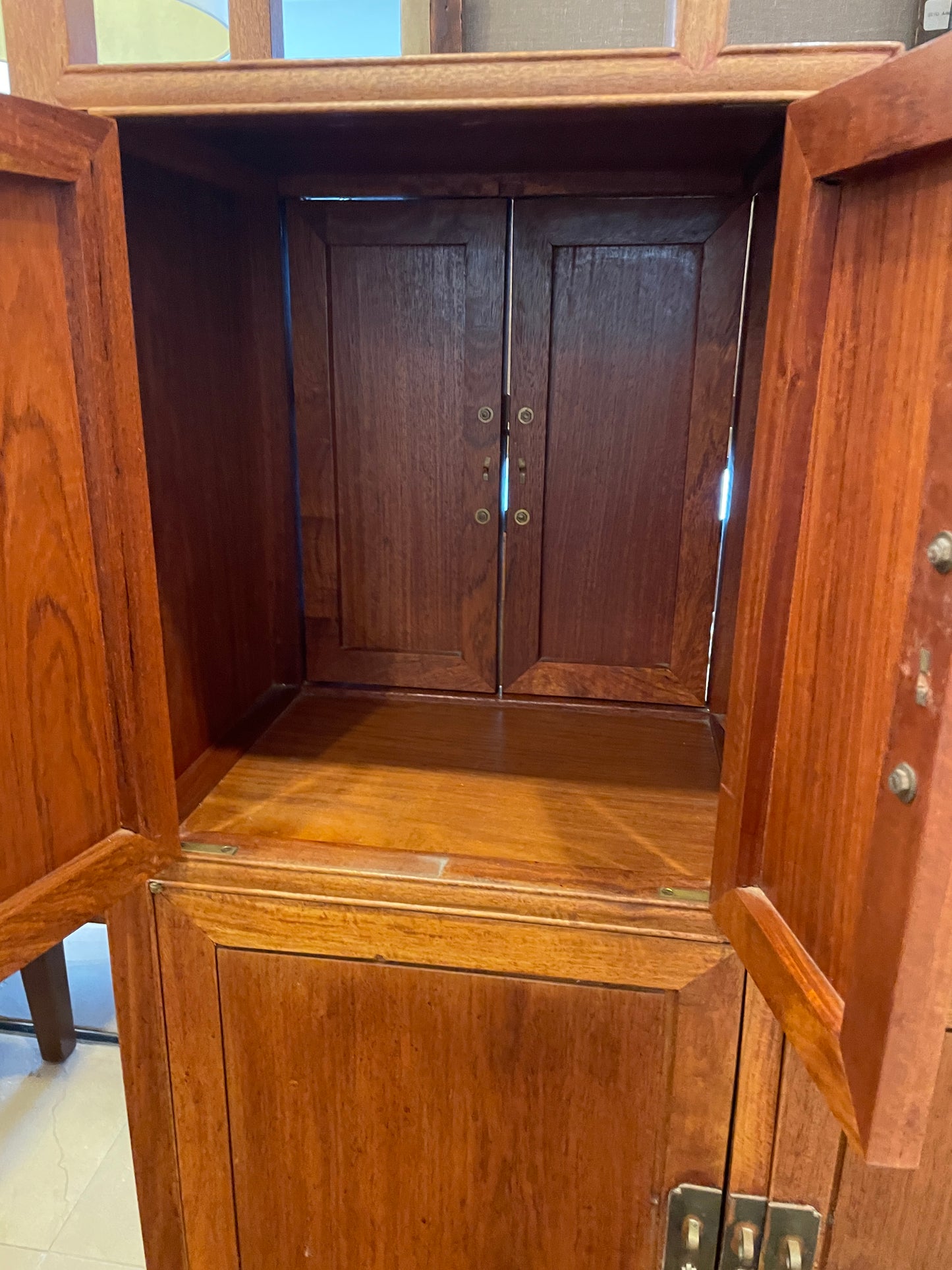 Asian Dual Side Etagere/Bookcase (0G100G)