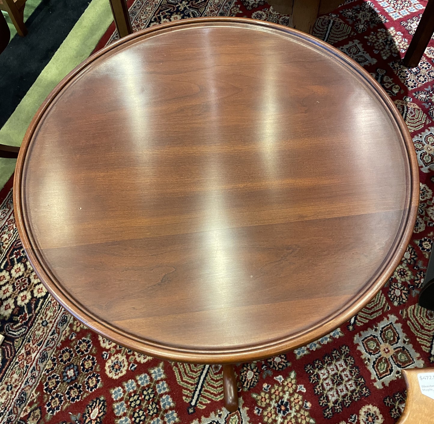 Henkel Harris Round Pedestal End Table (0C400B)