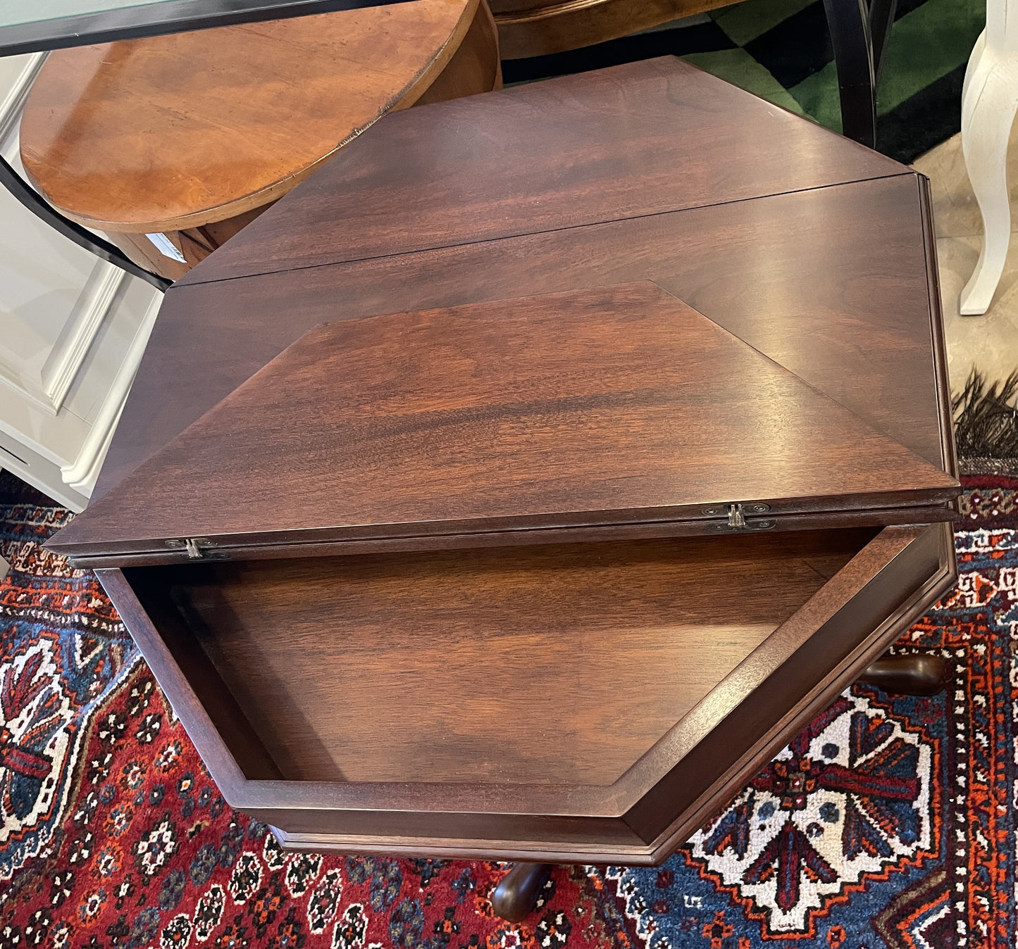 Henkel Harris Jefferson Table (0C400C)
