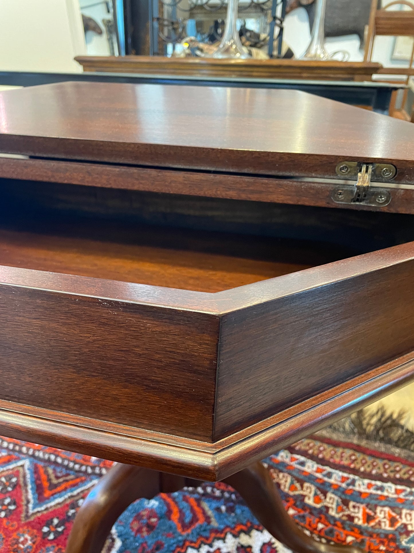 Henkel Harris Jefferson Table (0C400C)