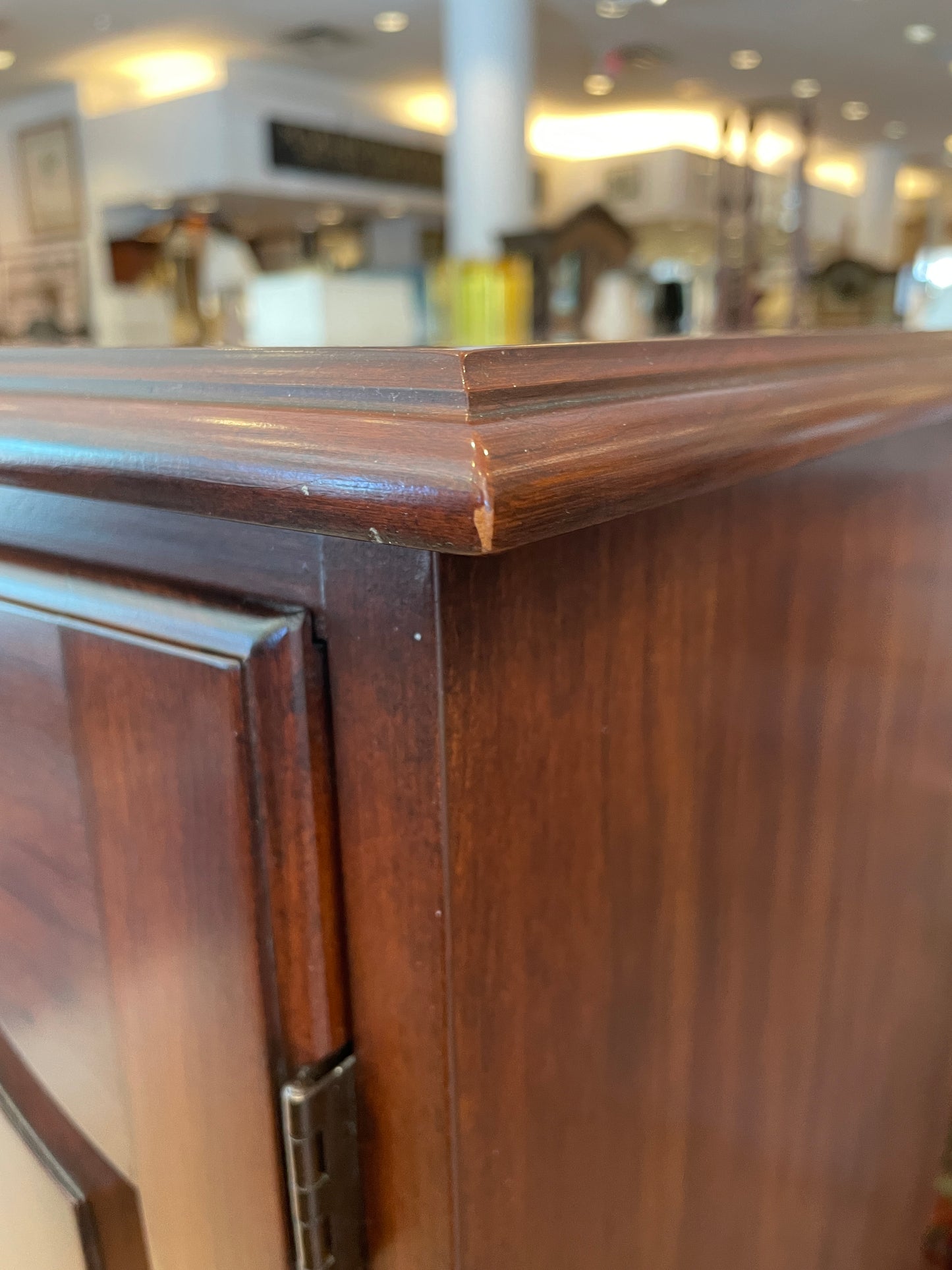 Henkel Harris Black Cherry Gentleman's Chest (0C400E)