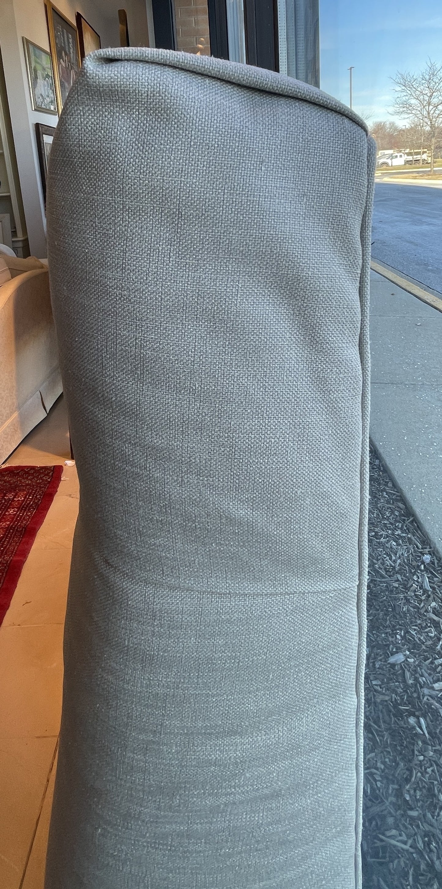 Ethan Allen Upholstered Queen Tufted bed (0I6001)