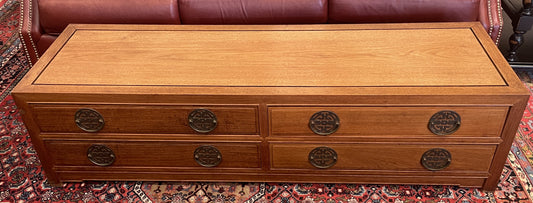 Low Asian style bench/console (0G100B)