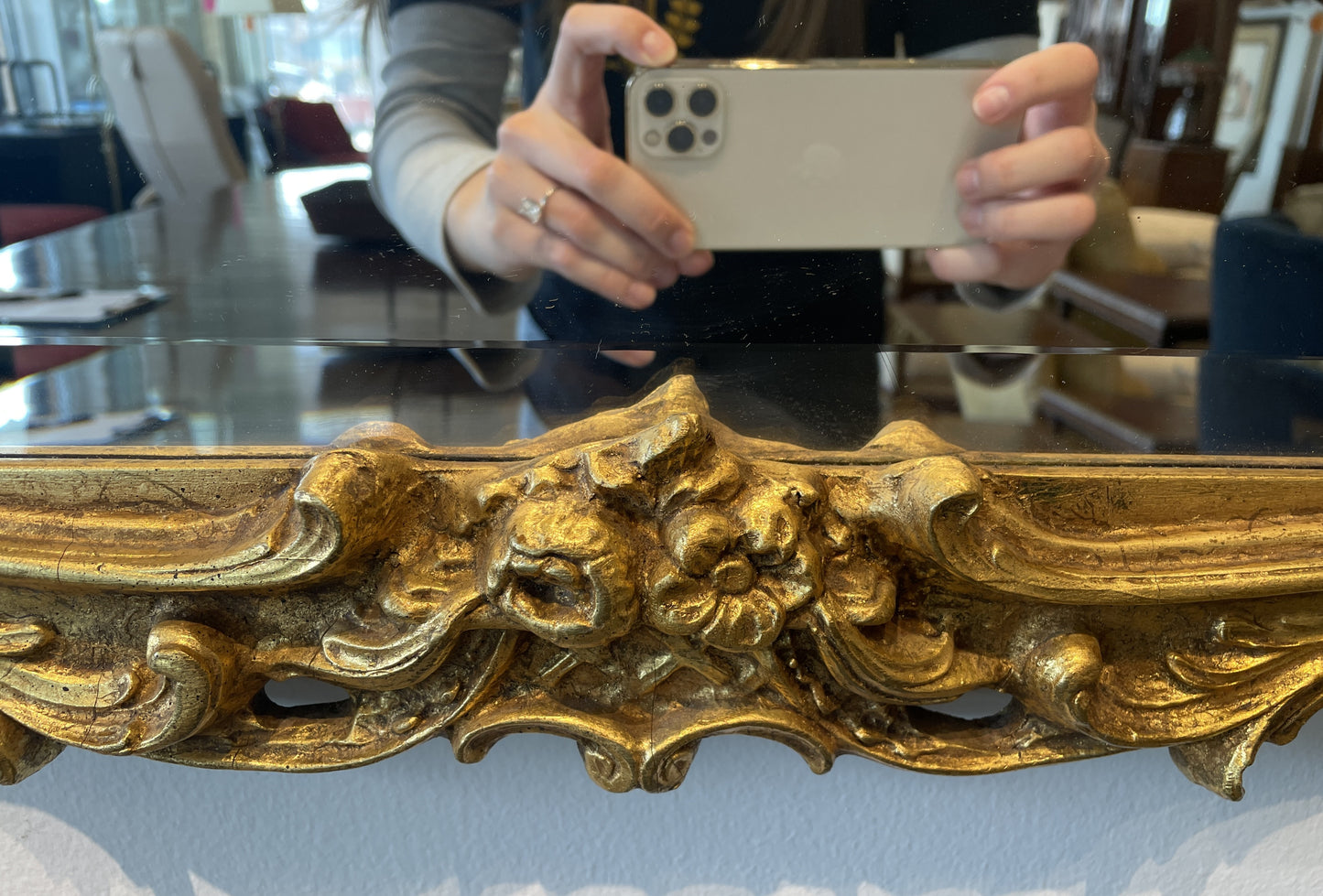 Decorative Arts Gilt Mirror (0BV004)