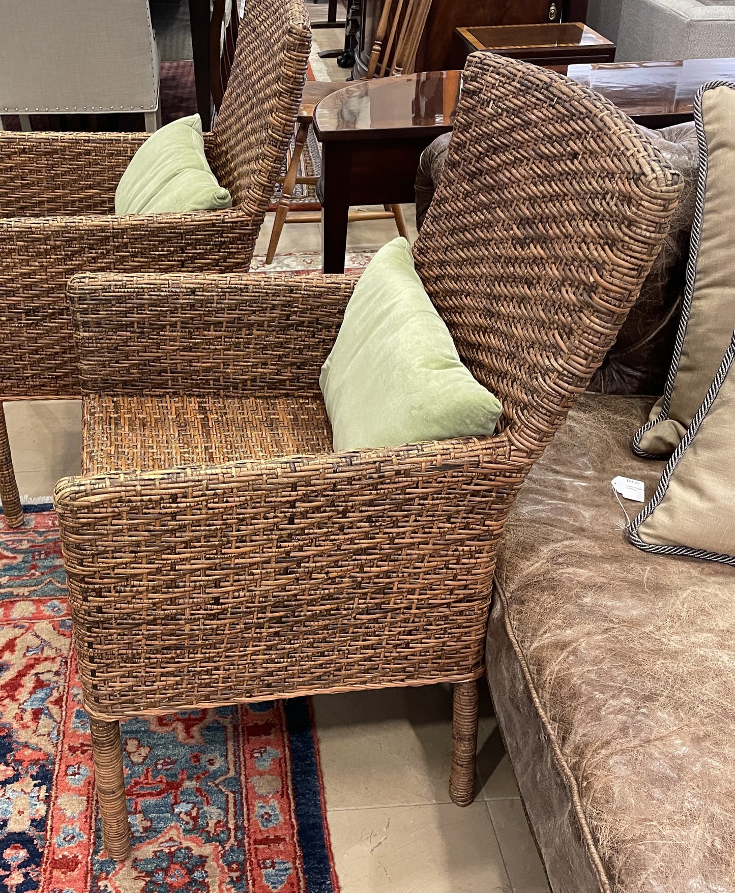 Rushed Arm Chair with Green Lumbar Pillow (0NX007)