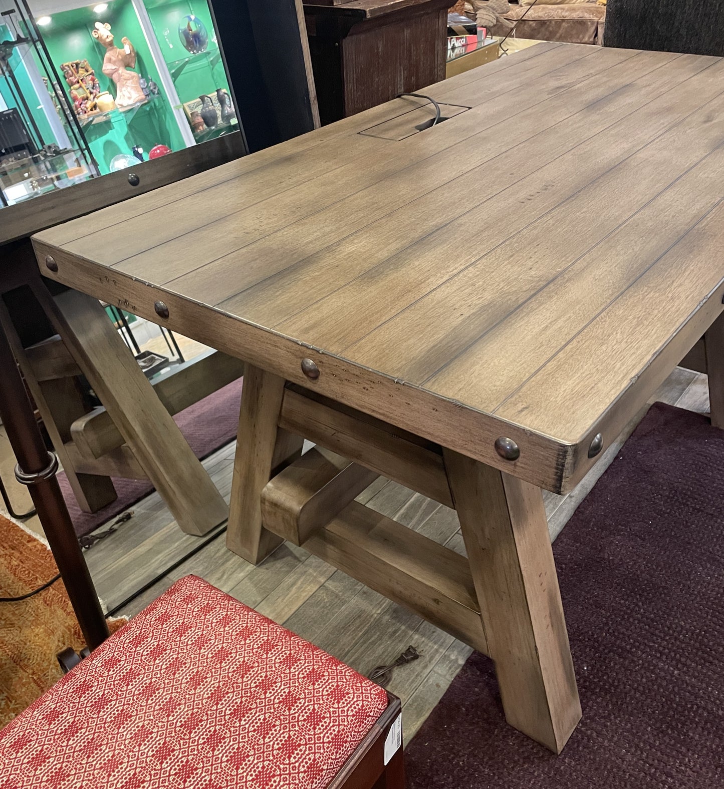 Parker House Lodge Desk (0NX009)