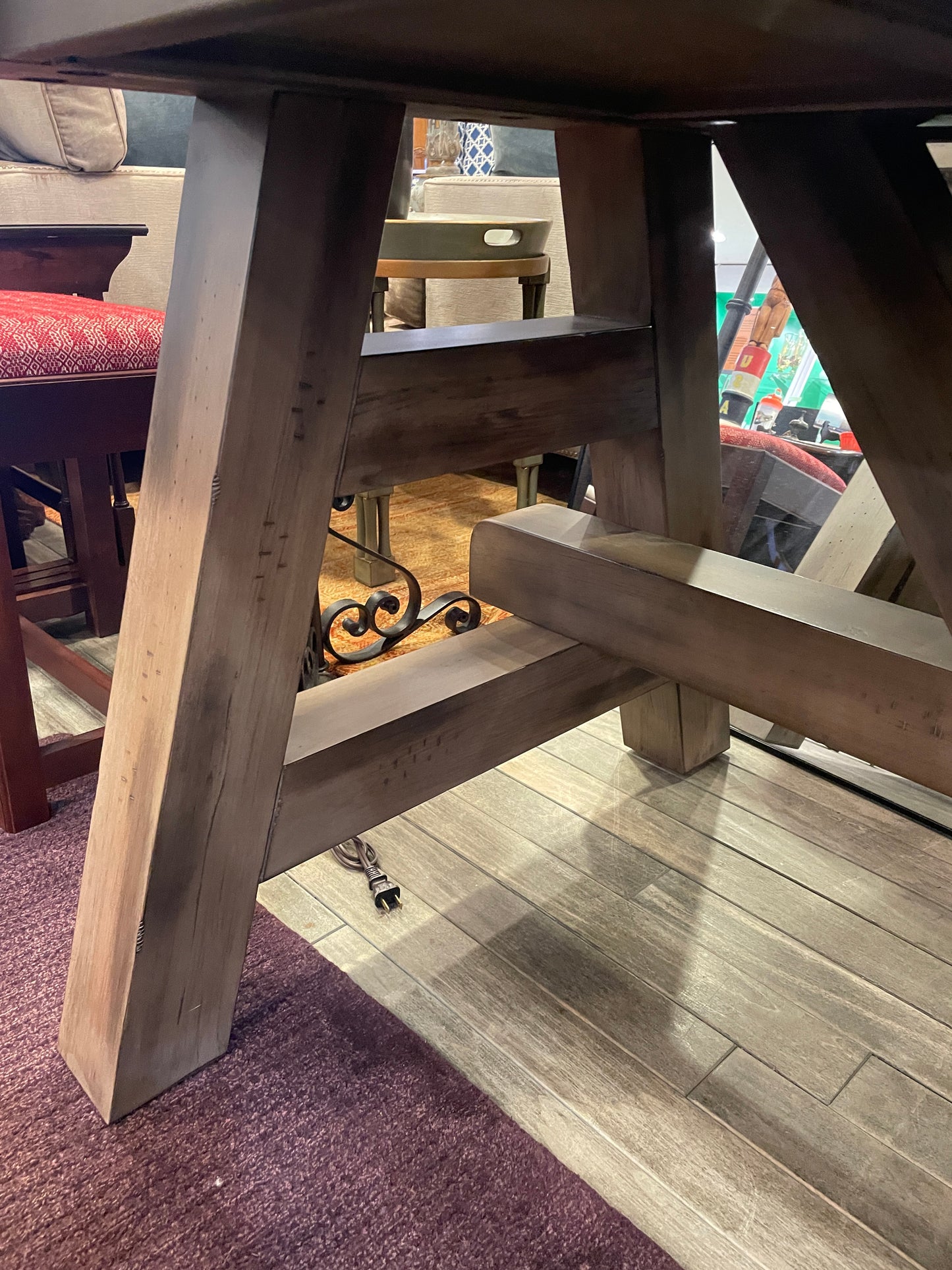 Parker House Lodge Desk (0NX009)