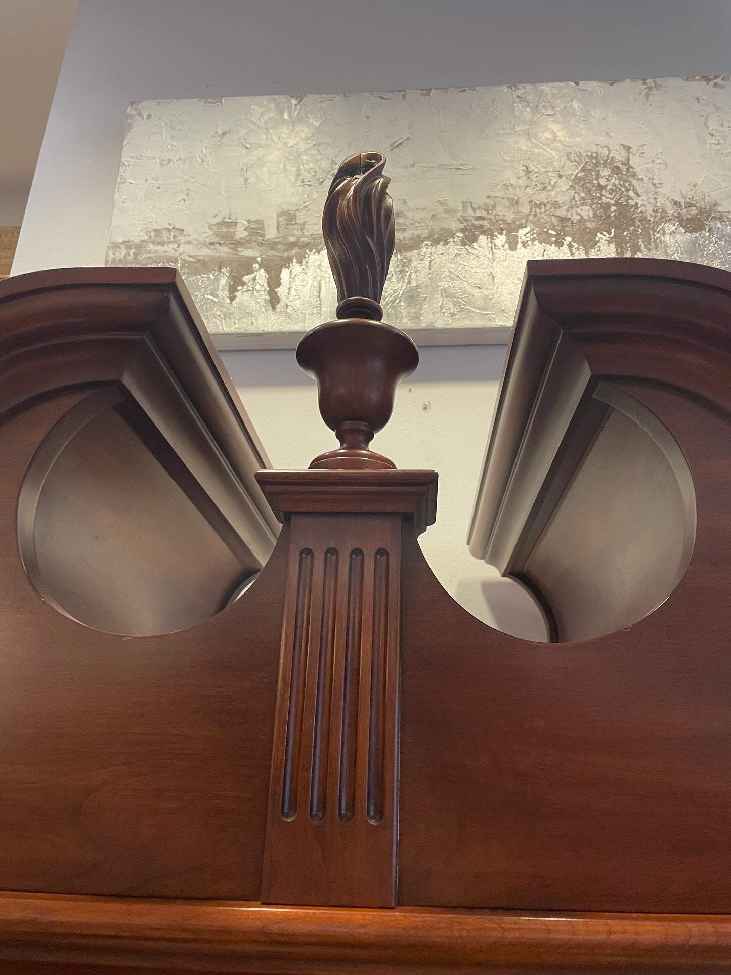 Henkel Harris Highboy with Removable Pediment (0C401N)