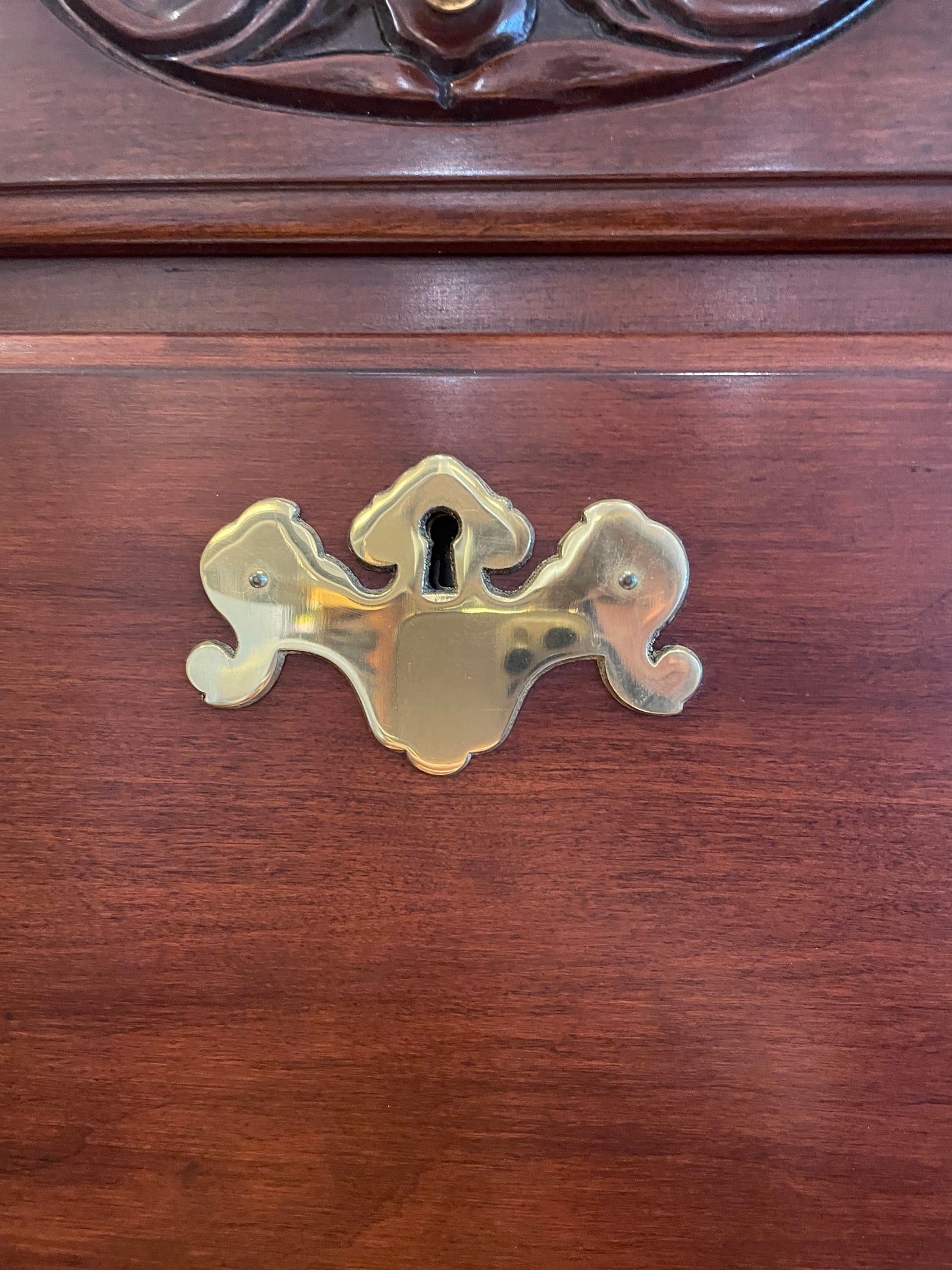 Henkel Harris Highboy with Removable Pediment (0C401N)