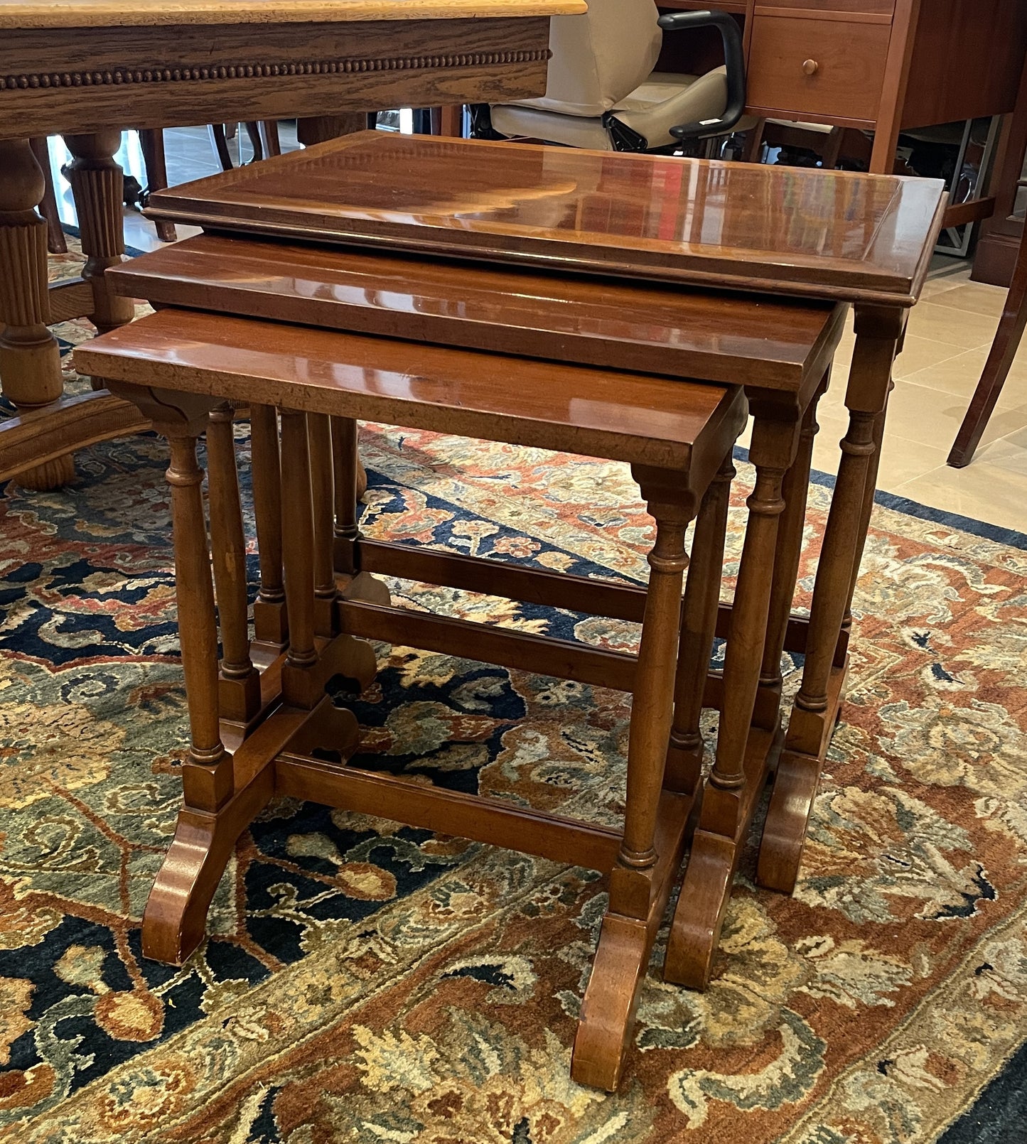 Gordons Vintage Nesting Tables AS IS (0G1004)