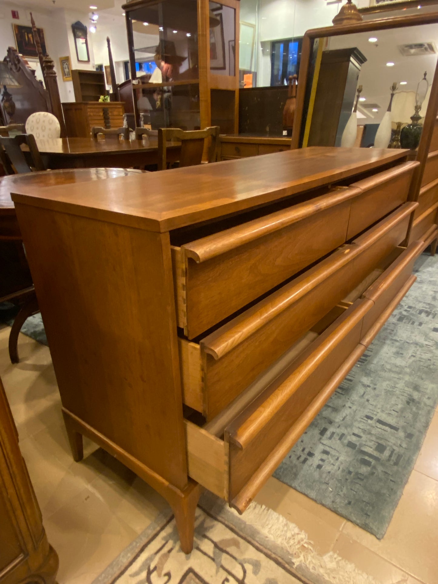 Lane Furniture 6-Drawer Dresser  AS-IS (27059)