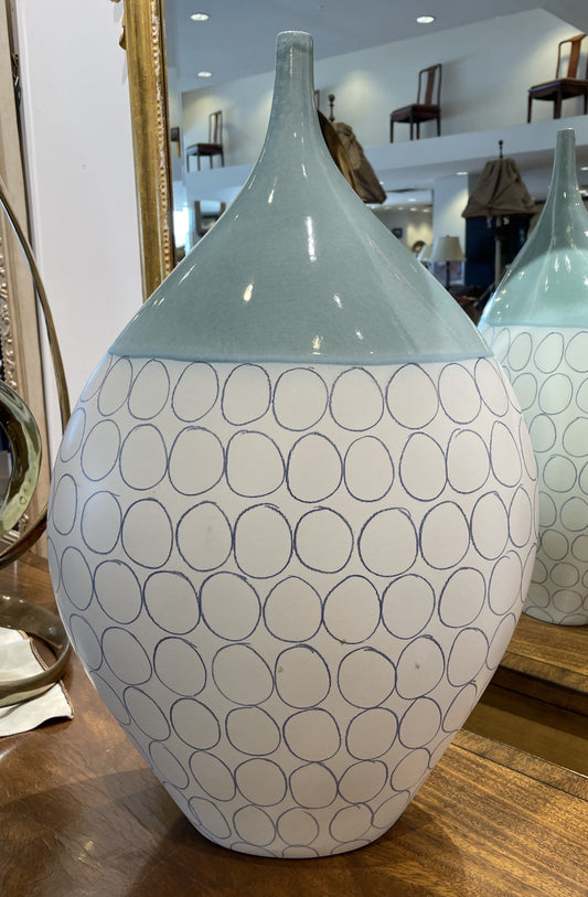 Global Views Vase (0C800B)