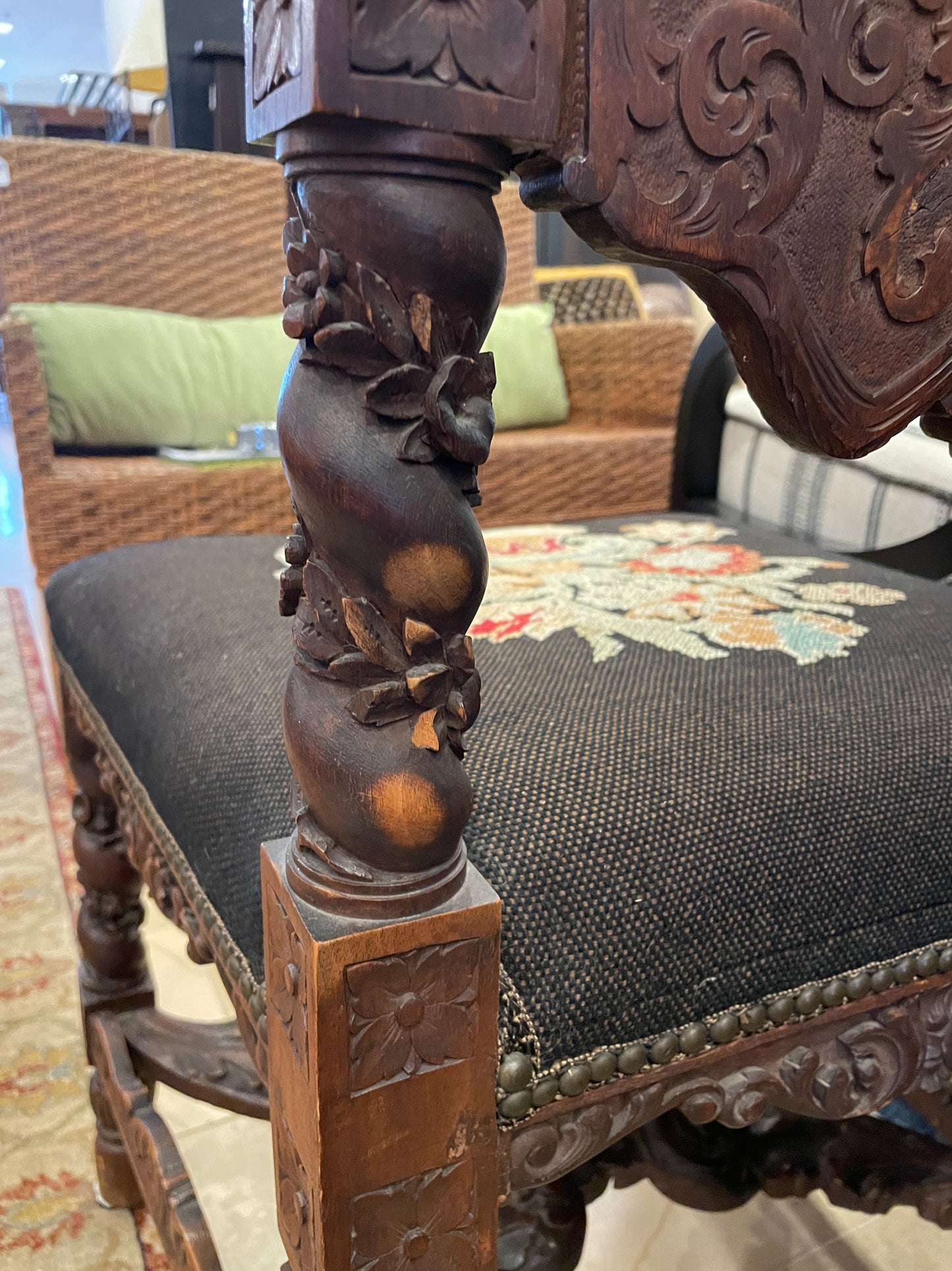 Renaissance Revival North Wind Chair (0NW009)