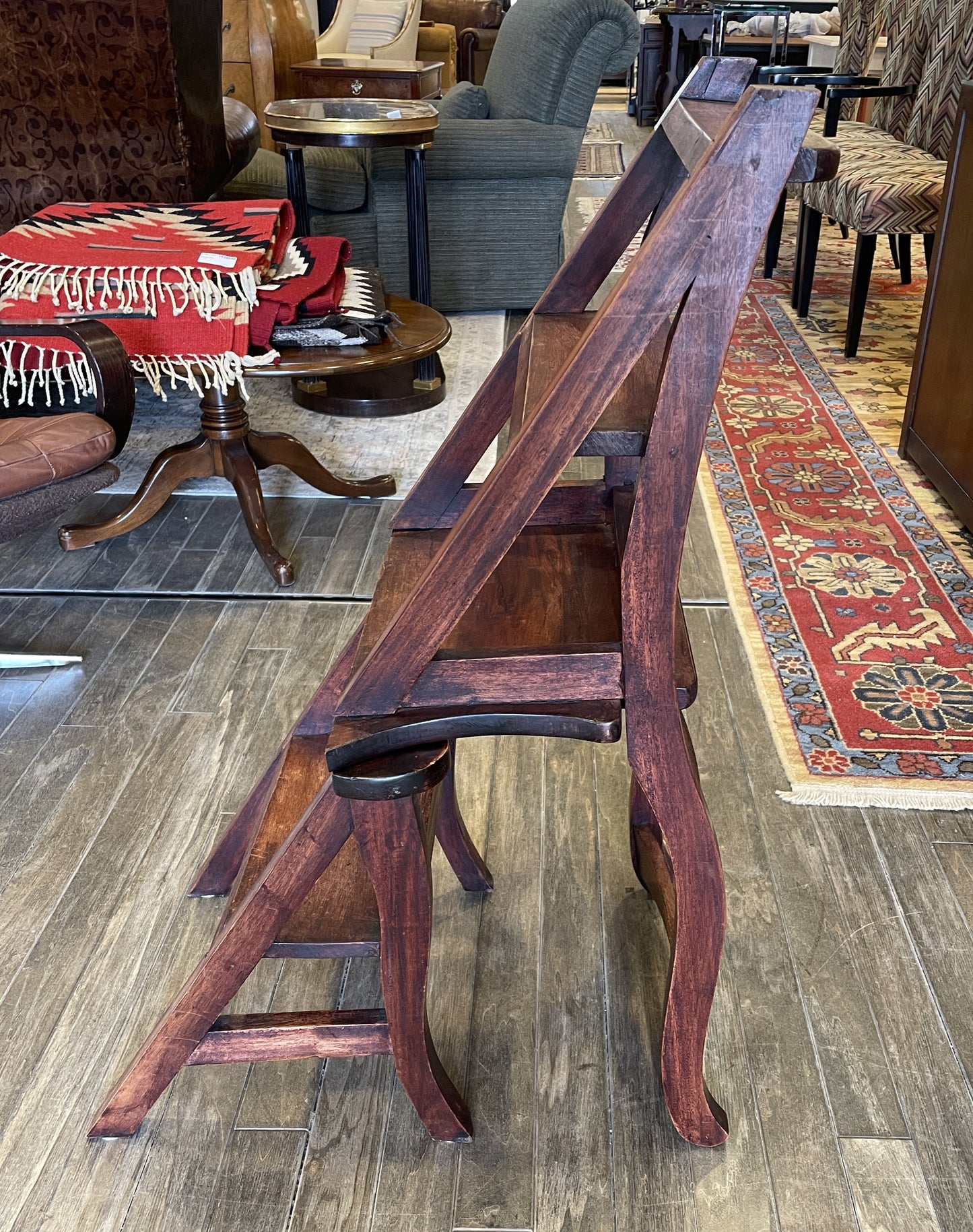 Wooden Chair/Library Stairs (0C9001)