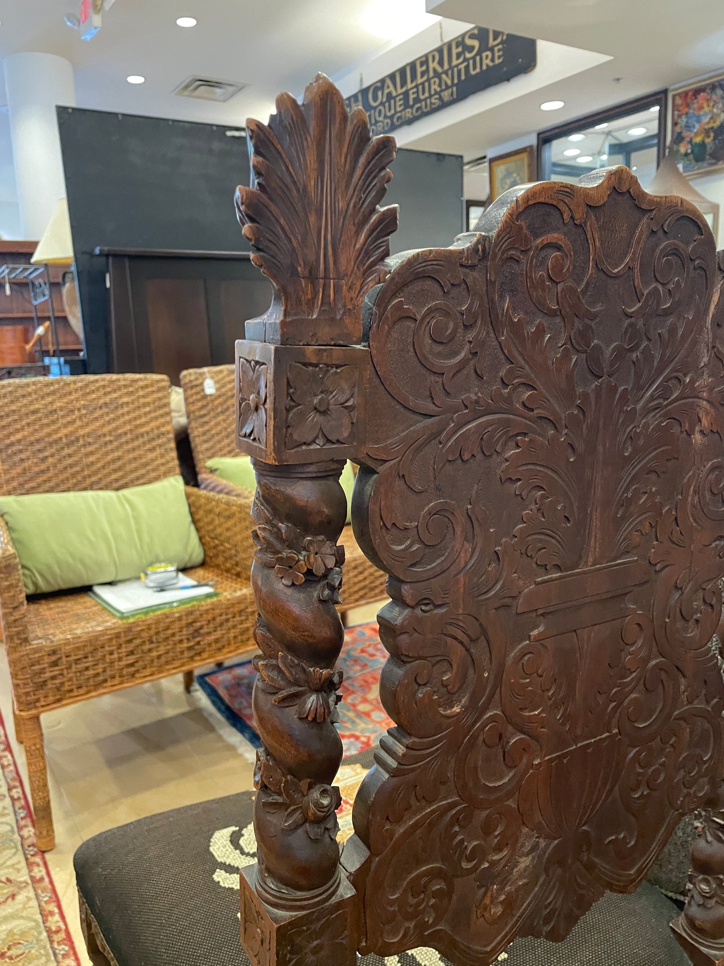 Renaissance Revival North Wind Chair (0NW009)