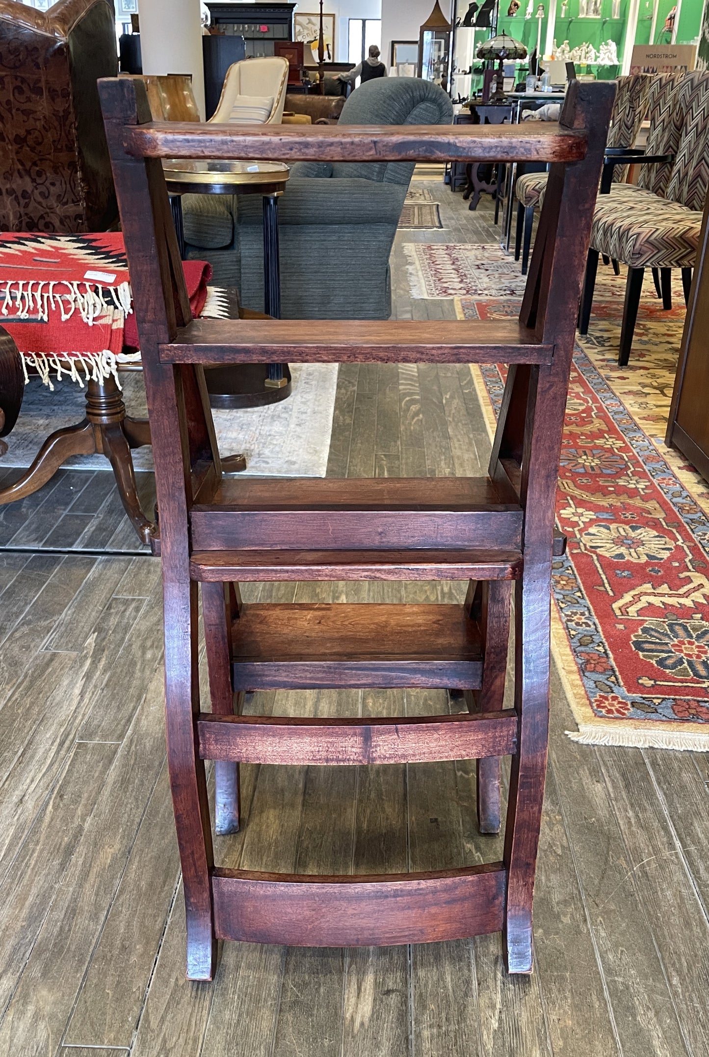 Wooden Chair/Library Stairs (0C9001)