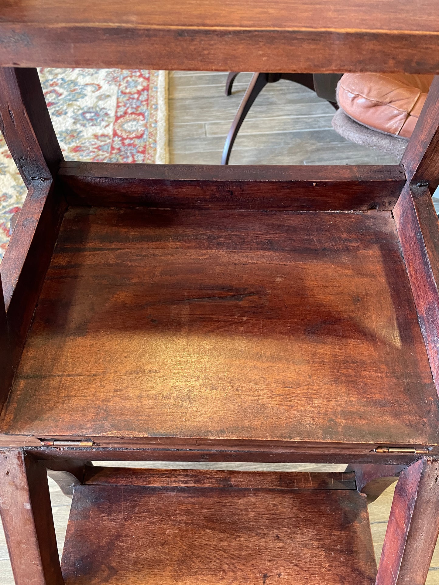 Wooden Chair/Library Stairs (0C9001)
